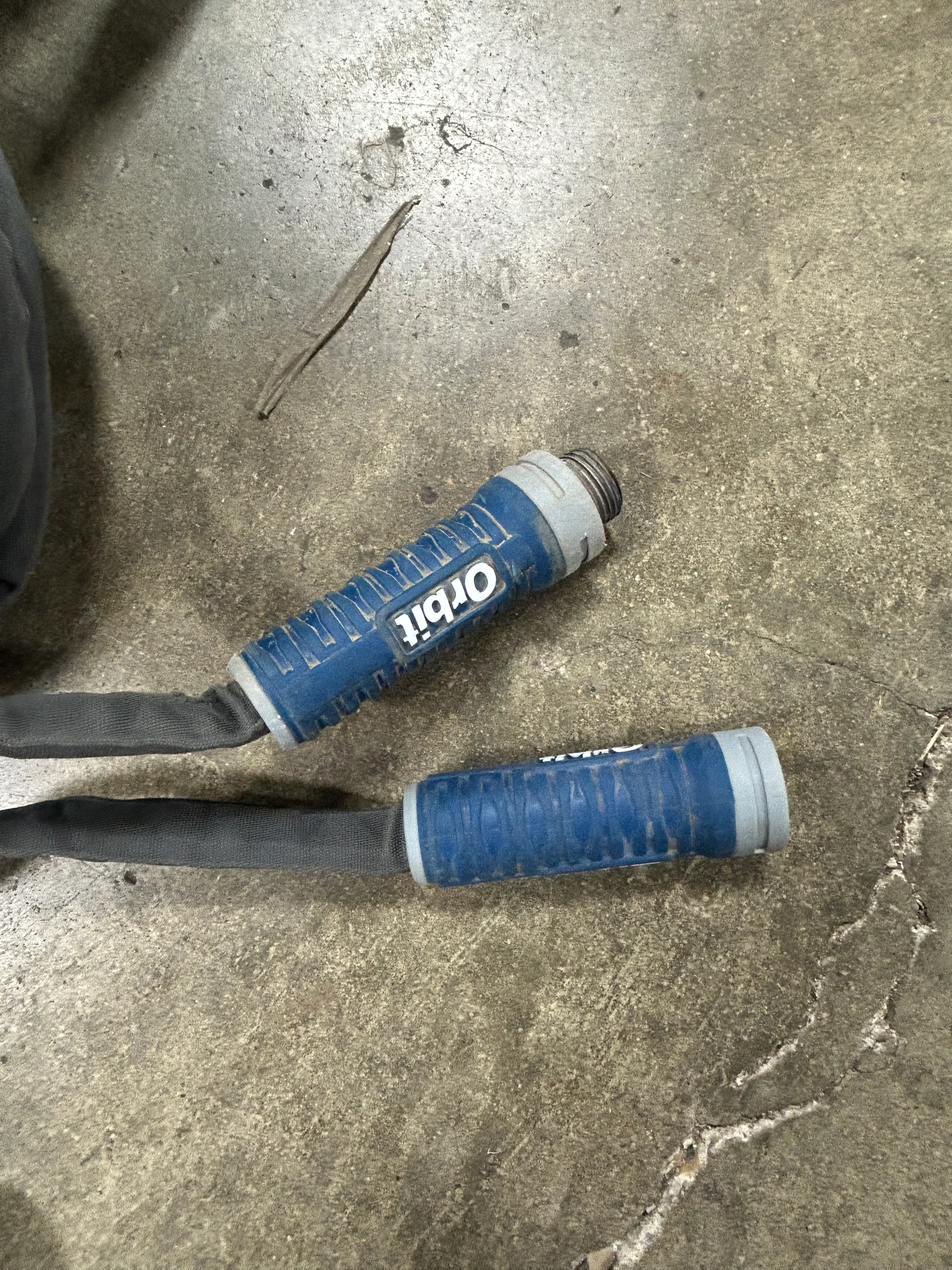 Heavy Duty Fabric Hose White/Gray/Blue - Image 4