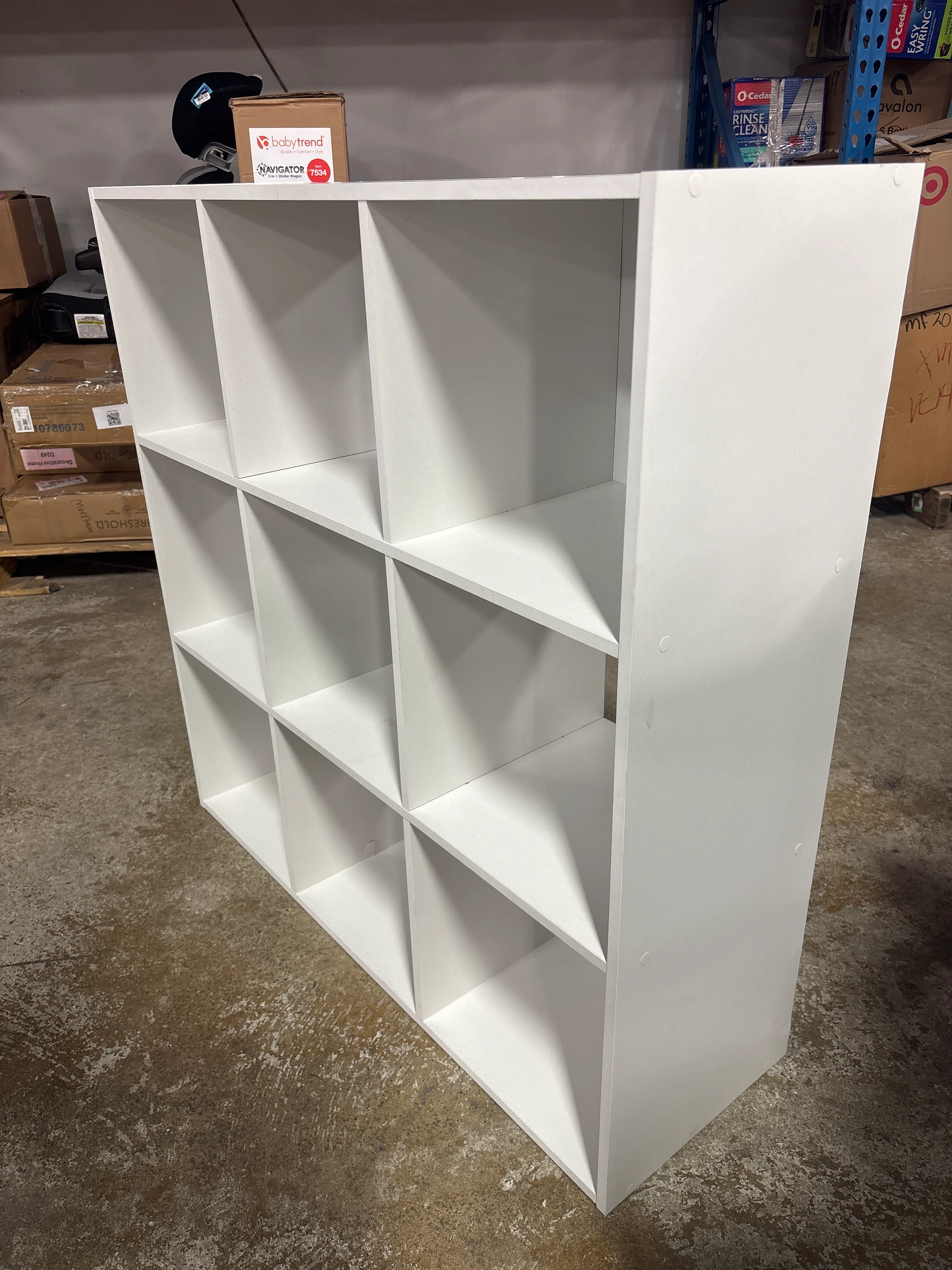 11" 9 Cube Book Shelf White SHOWROOM ITEM - Image 5