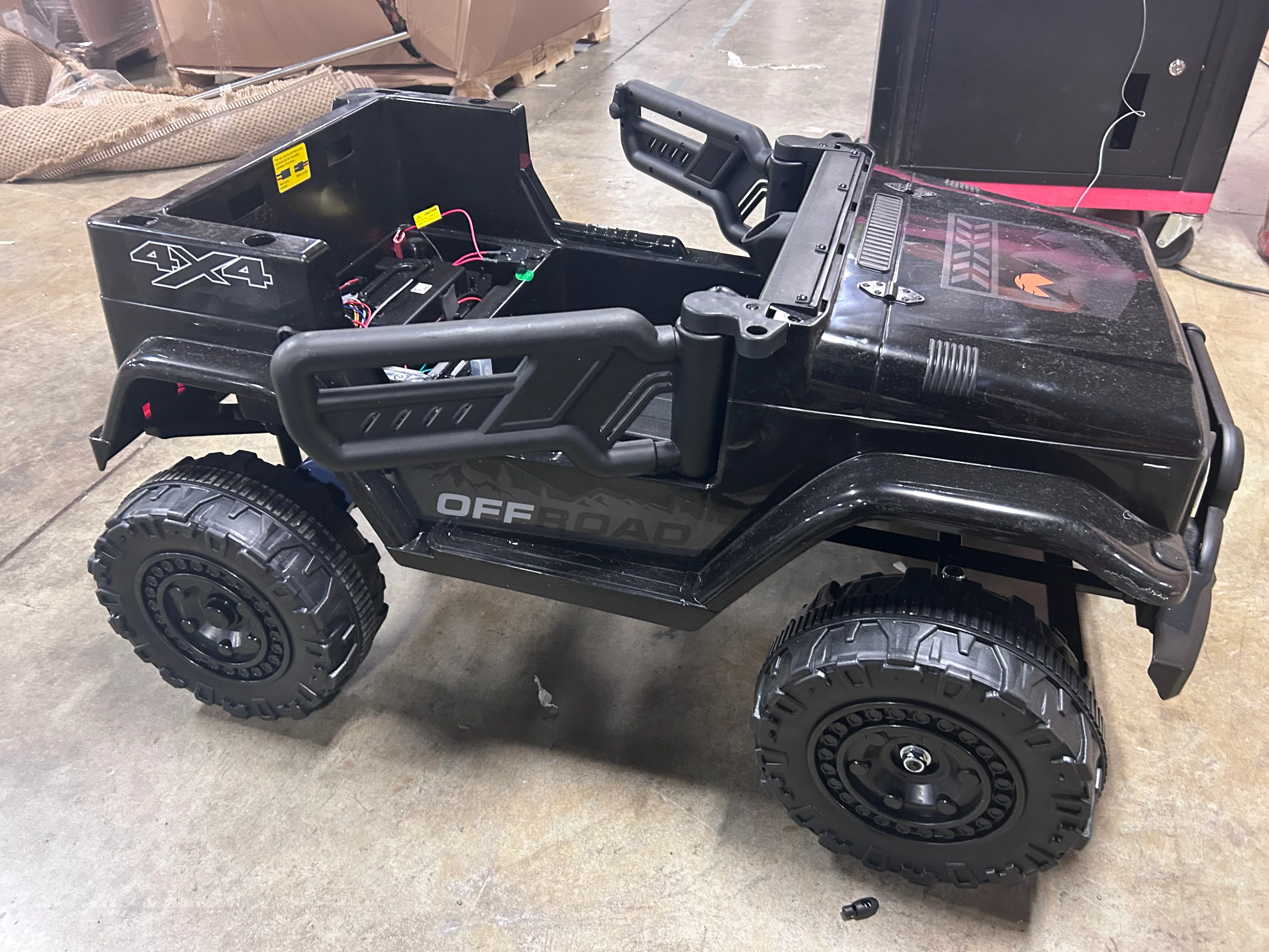 12V Ride On Truck Car, 2WD Electric Car, Black - Image 8