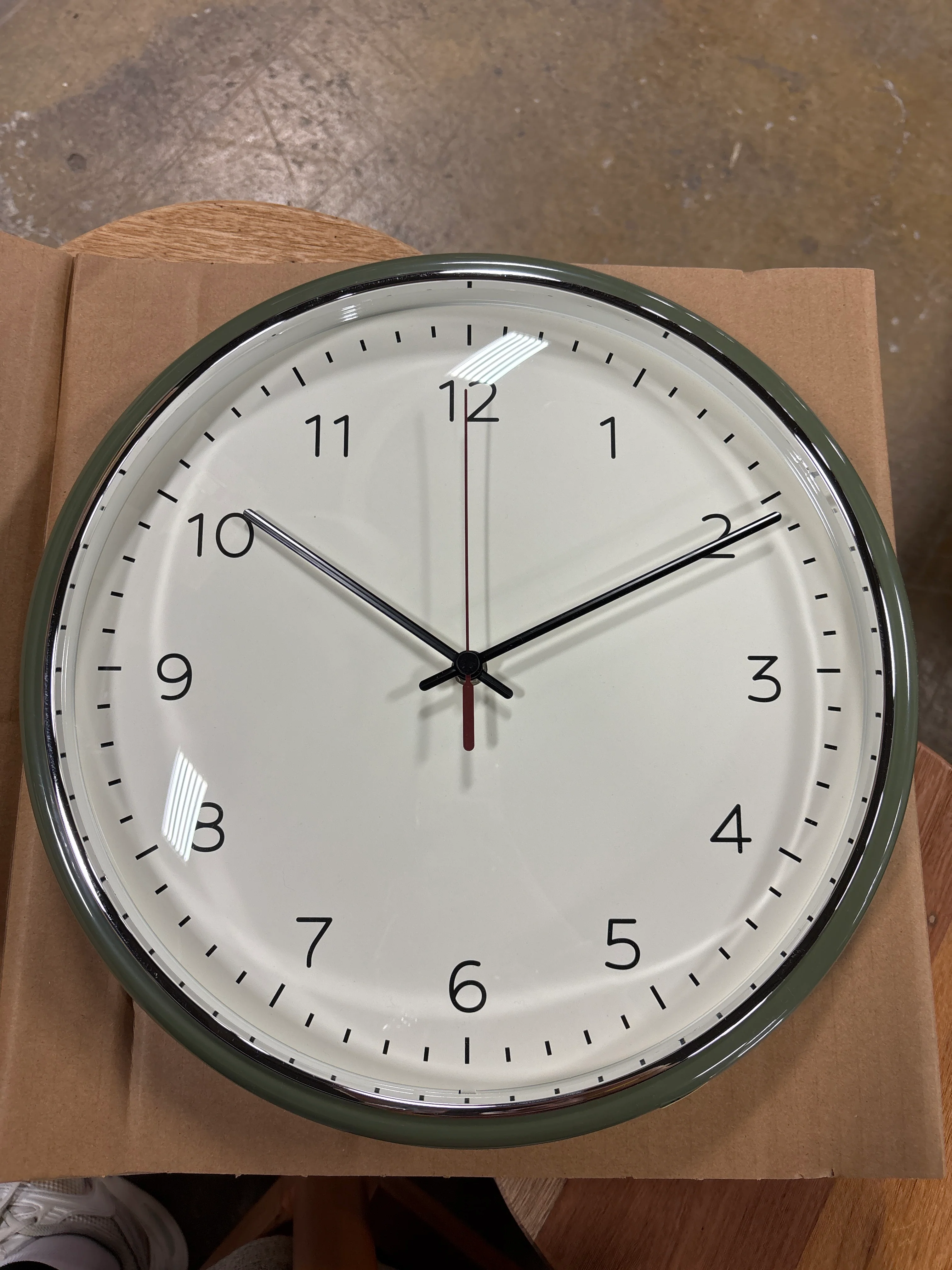 13" Wall Clock - Green/Chrome SHOWROOM ITEM - Image 2