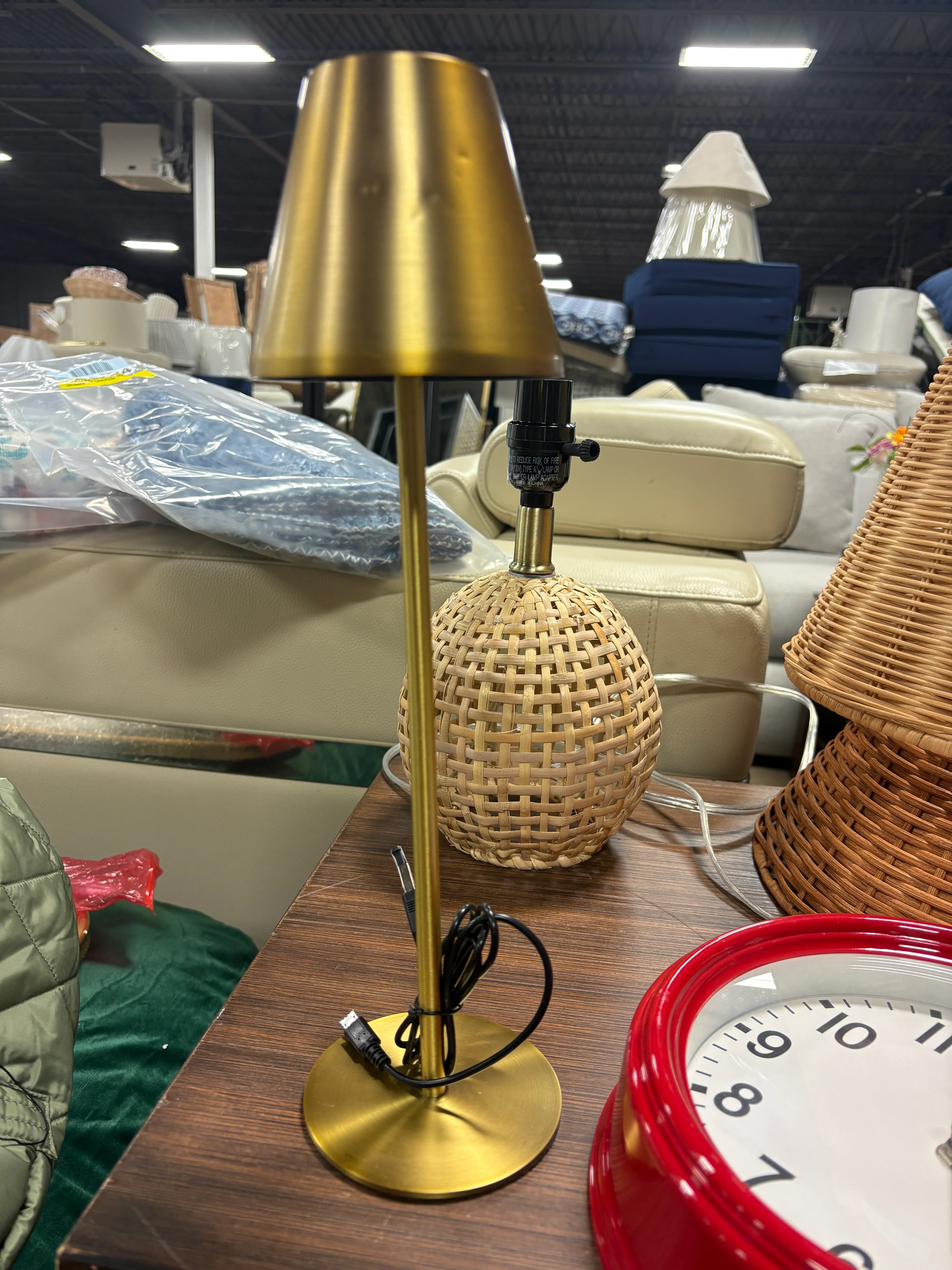 14" Rechargeable Cordless Table Lamp SHOWROOM ITEM - Image 2
