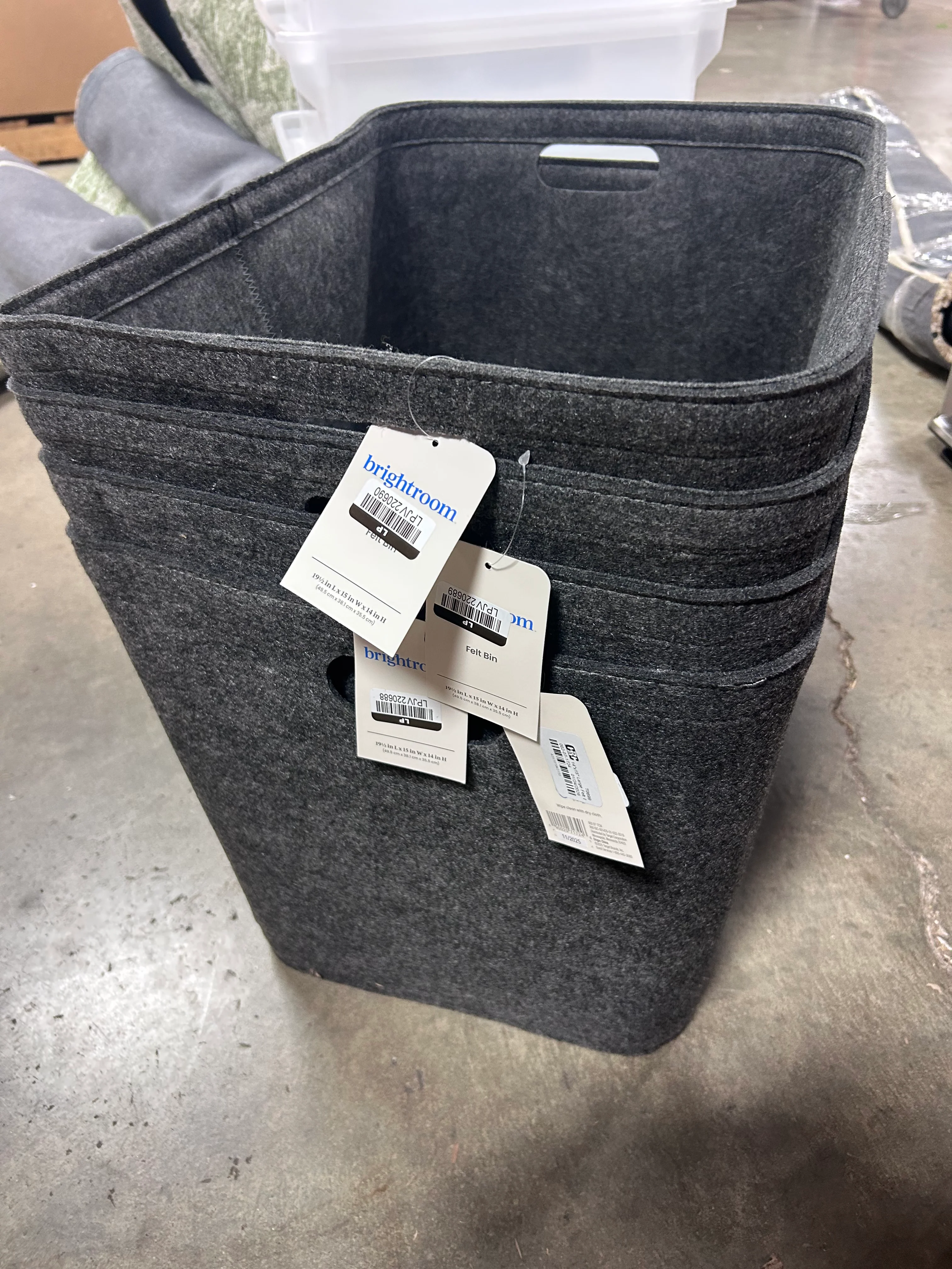 Large Felt Basket with Stitching Charcoal - Set of 4 - Image 7