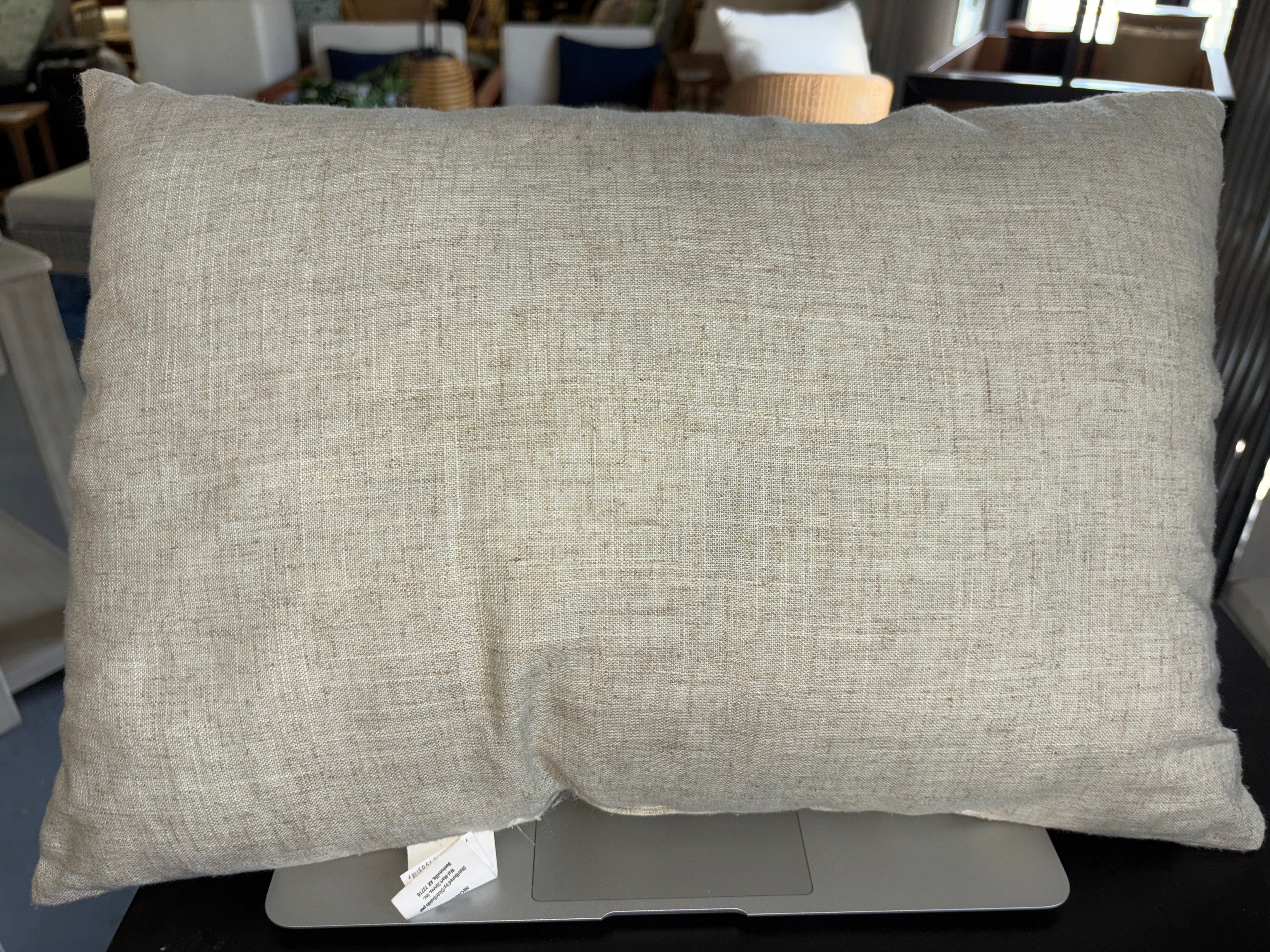 14"x20" Better Home & Gardens Home Oblong Beige Pillow Showroom Item - Image 3