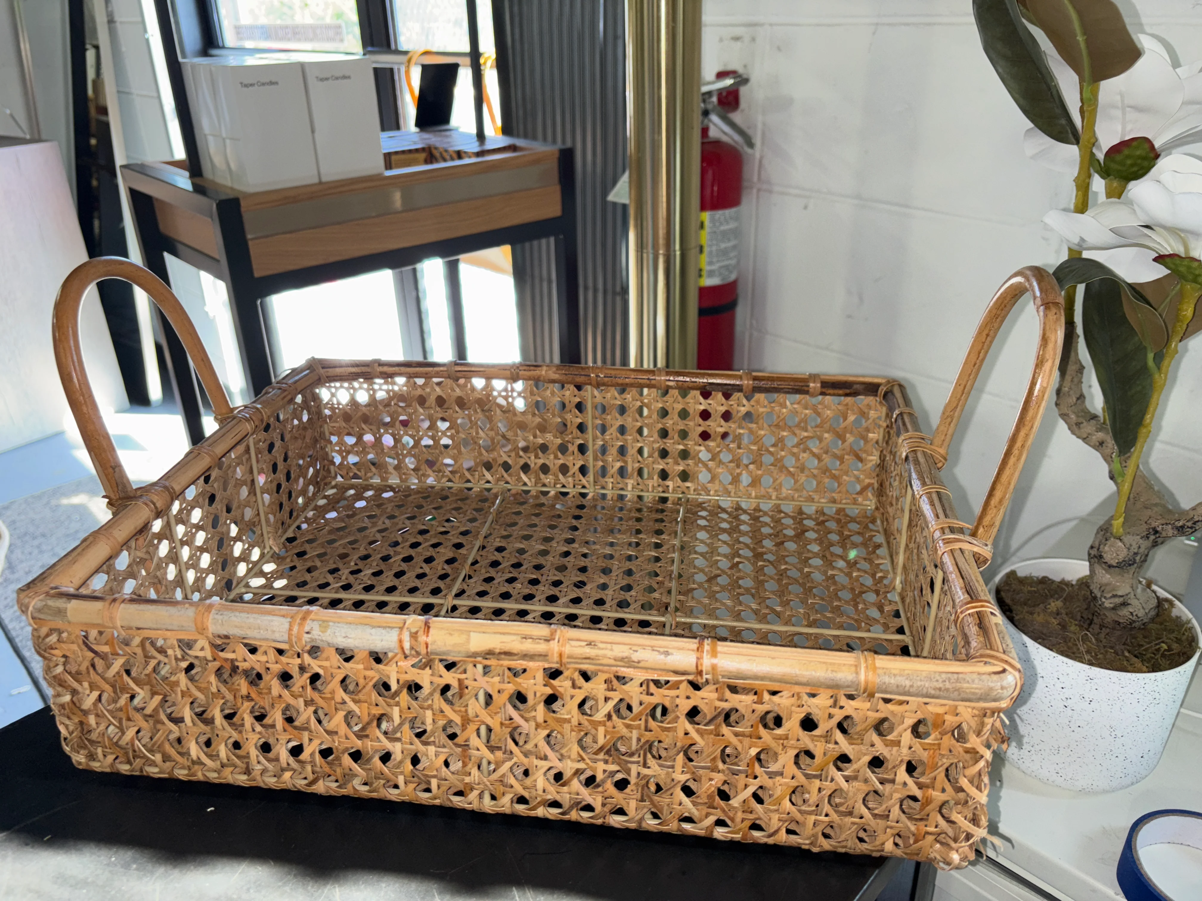 18" Rattan Cane Serving Tray SHOWROOM ITEM - Image 3
