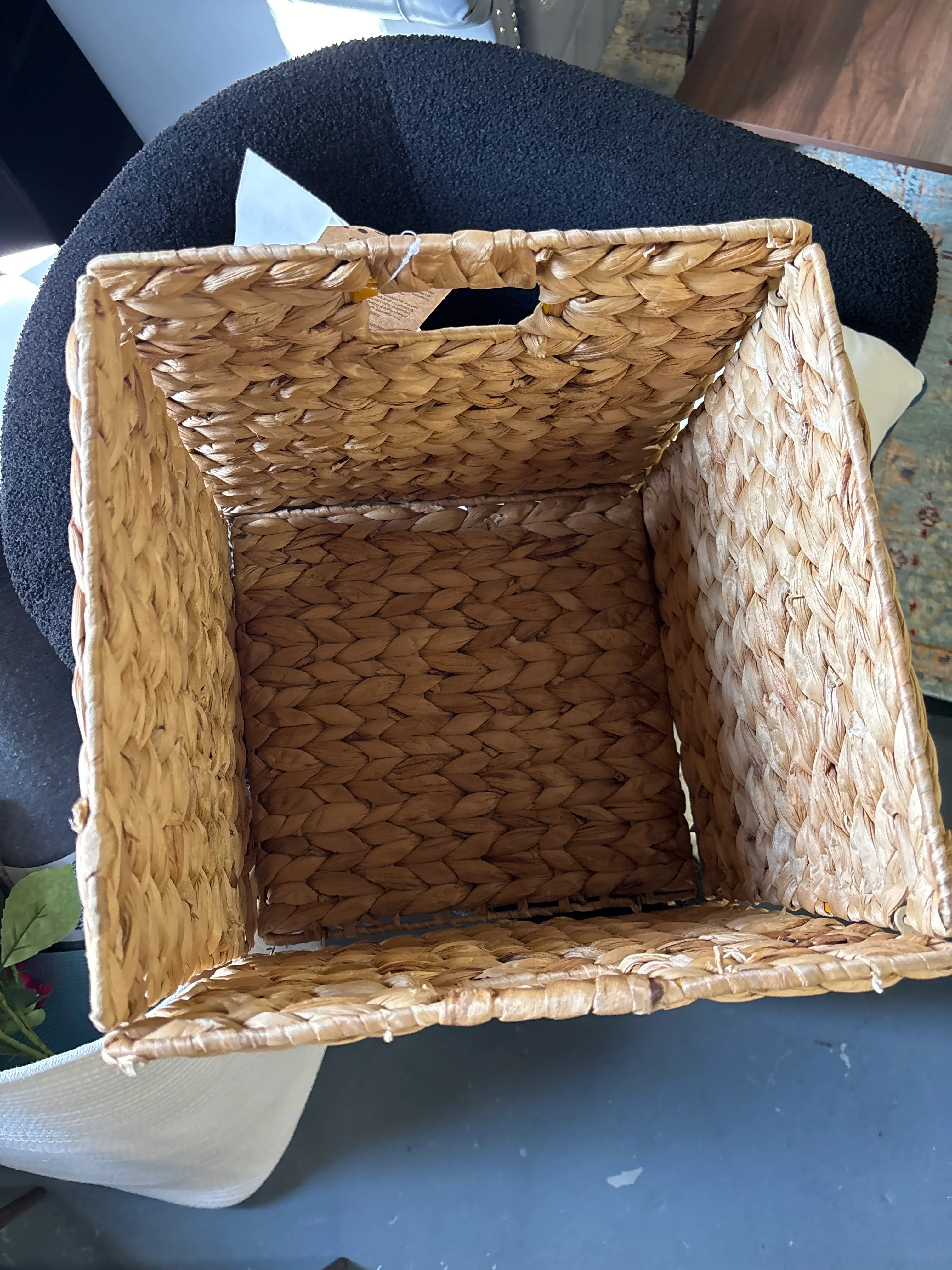 1pc Casafield 12" x 12" Water Hyacinth Storage Basket SHOWROOM ITEM - Image 4