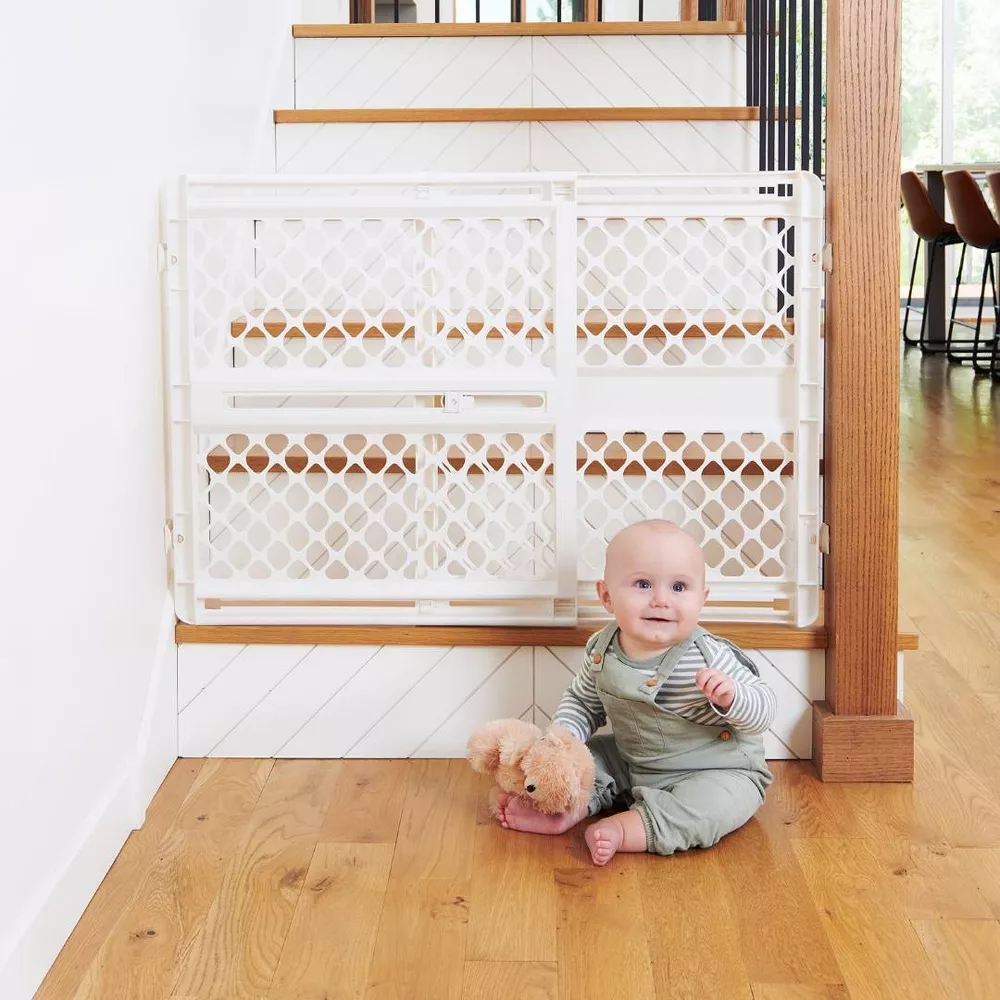 2-in-1 Supergate Secure Plastic Gate - White - Image 5