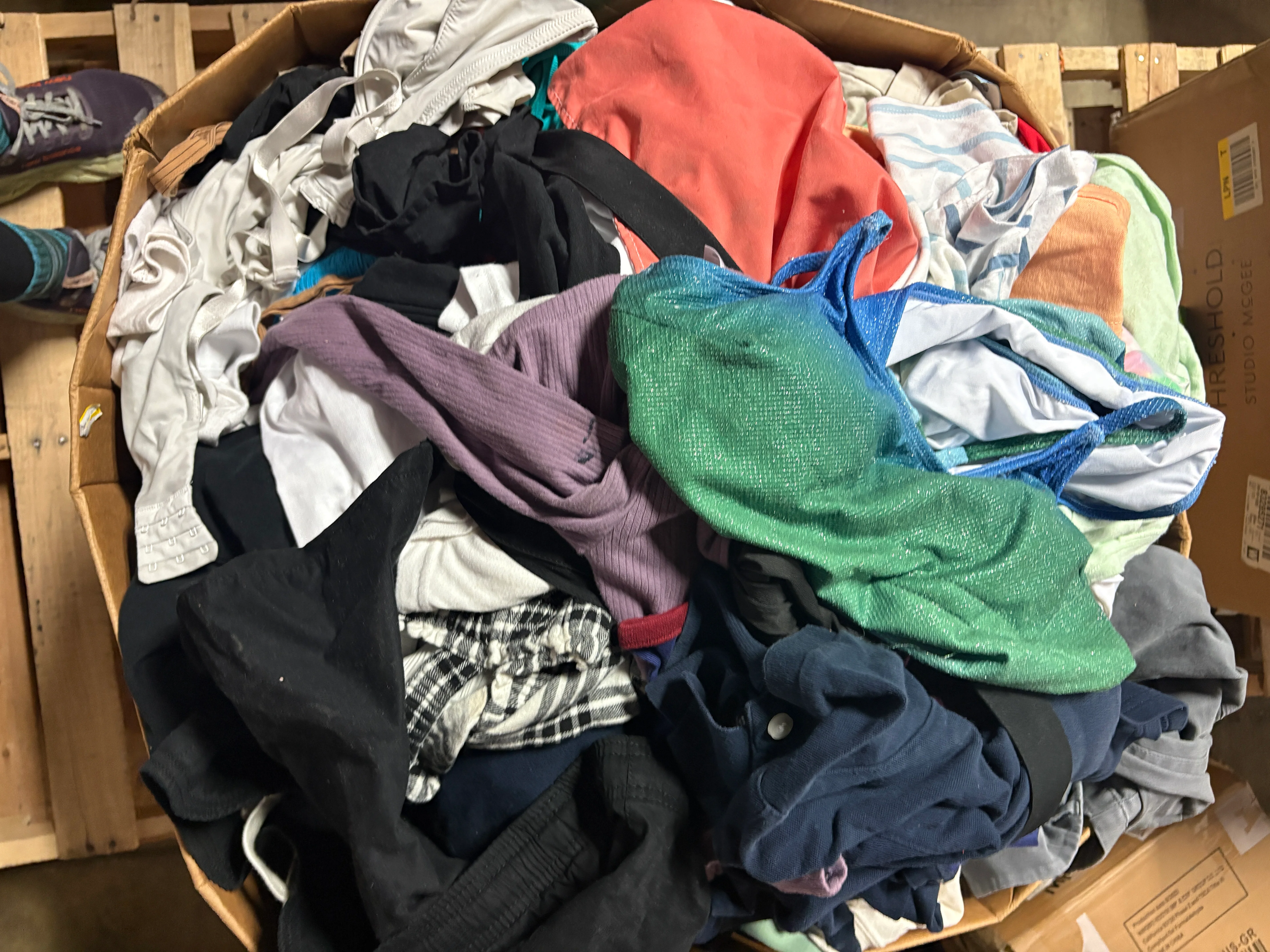 2 Large boxes Leftover $1 day clothes