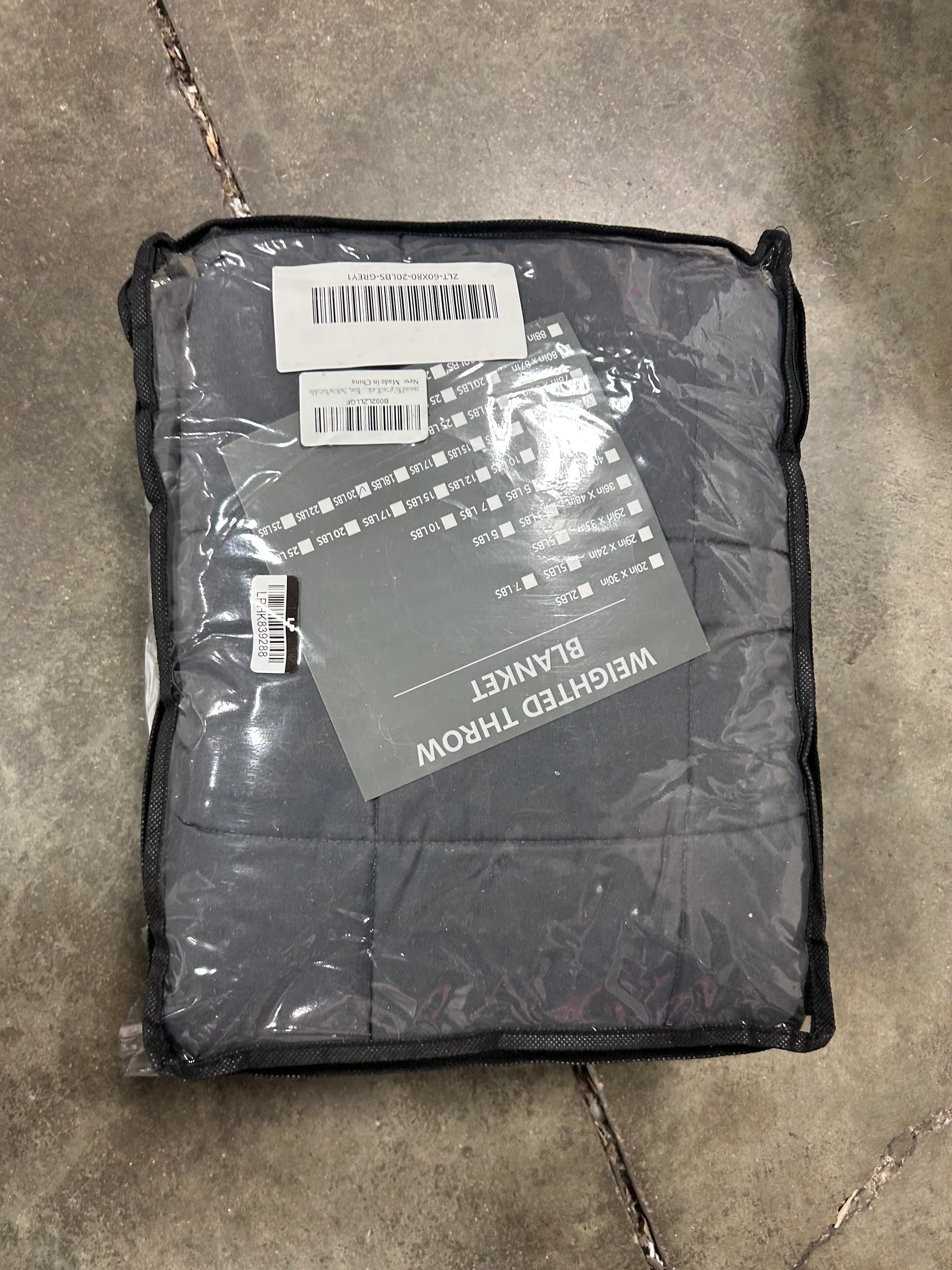Weighted Blanket Dark Grey Black Queen - Image 6