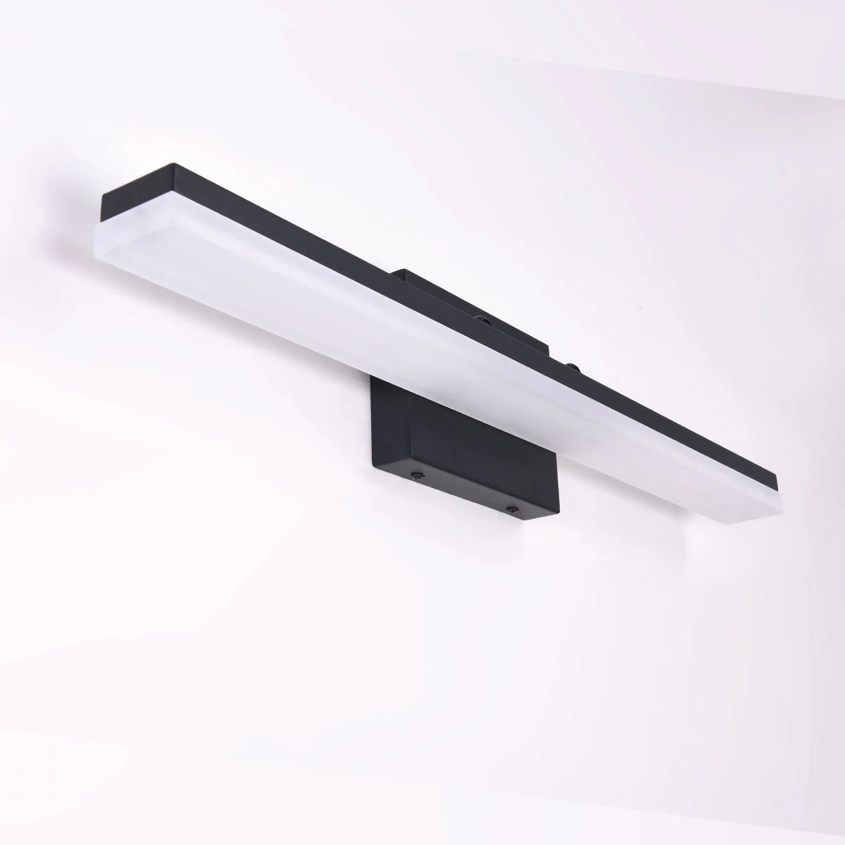 Alfonzia 1-Light Dimmable LED Bath Bar - Image 2