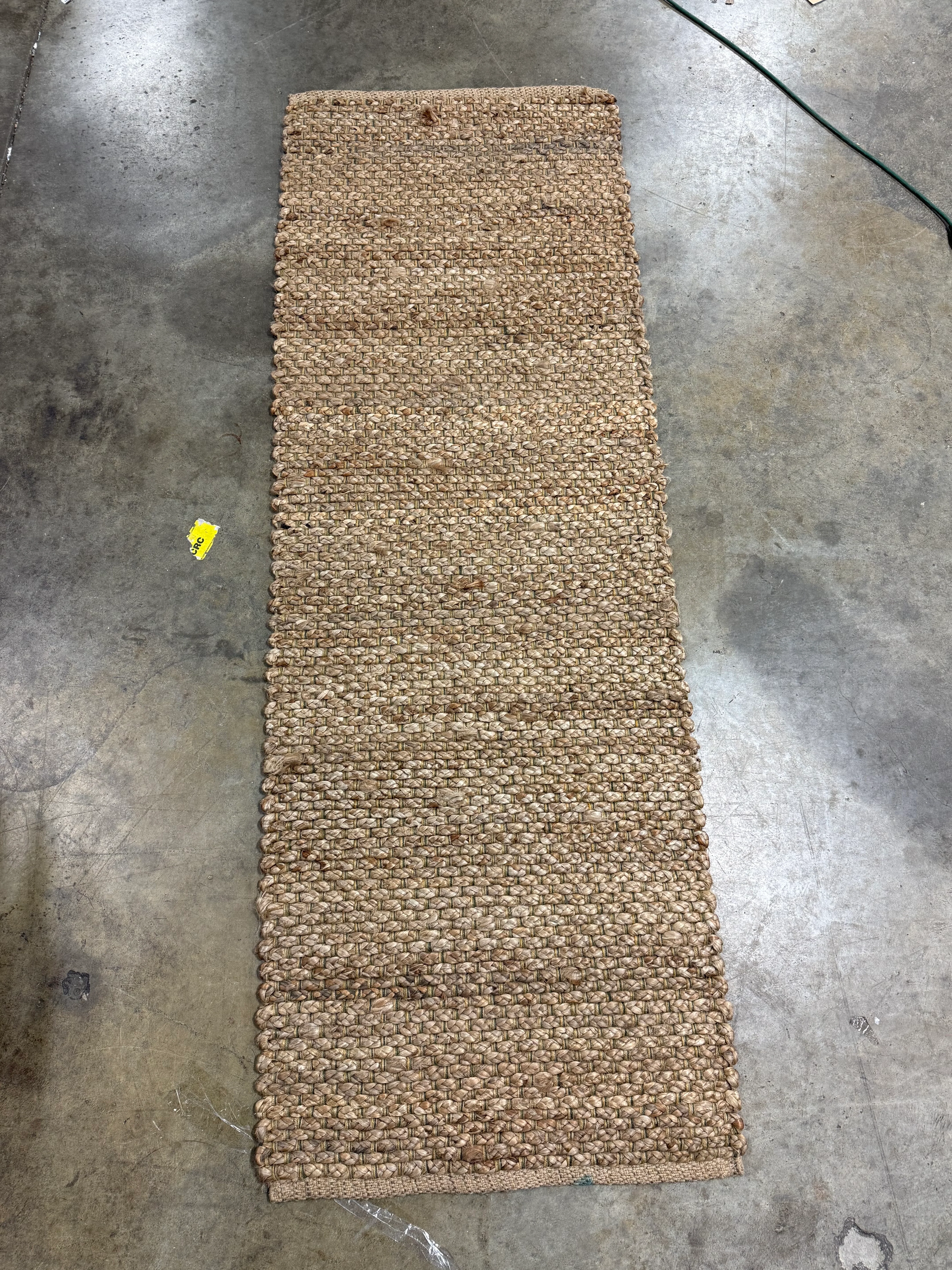 Annandale Solid Runner Rug Handwoven Jute 2'4"x7' - Image 4