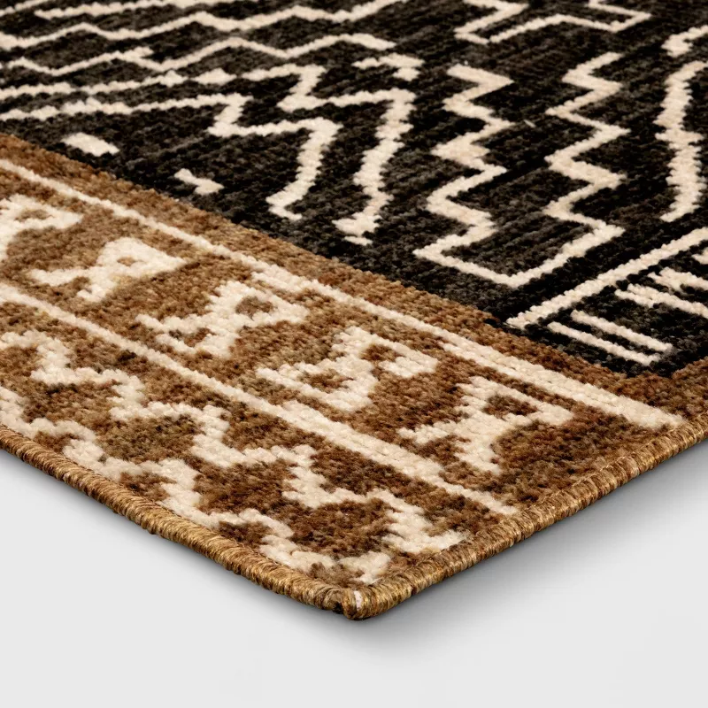 2'4"x7' Global Runner Rug Black/Tan - Image 2