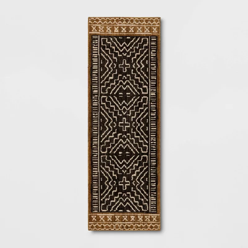 2'4"x7' Global Runner Rug Black/Tan - Image 4