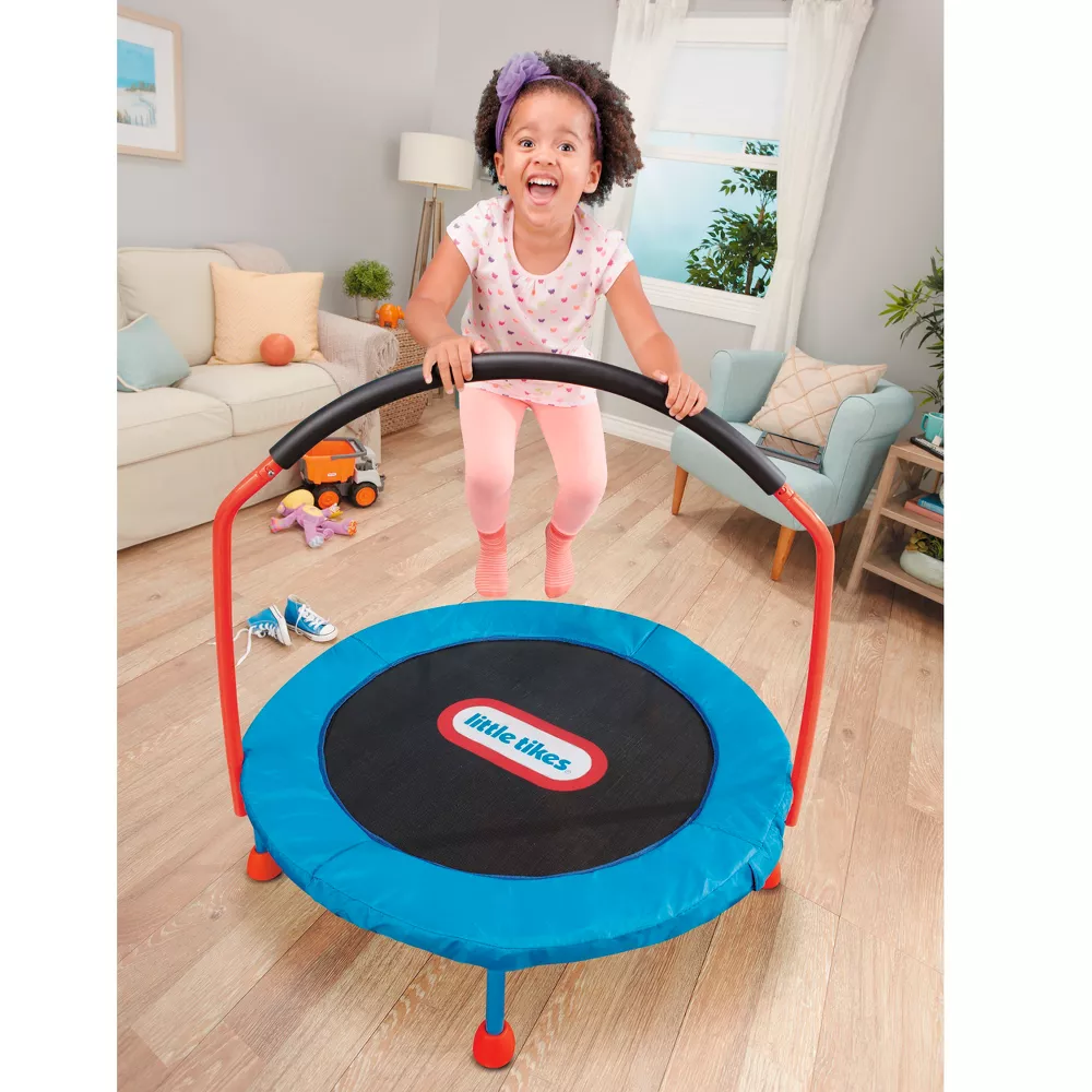 Round Easy Store Folding Trampoline - Blue/Black/Red - Image 4