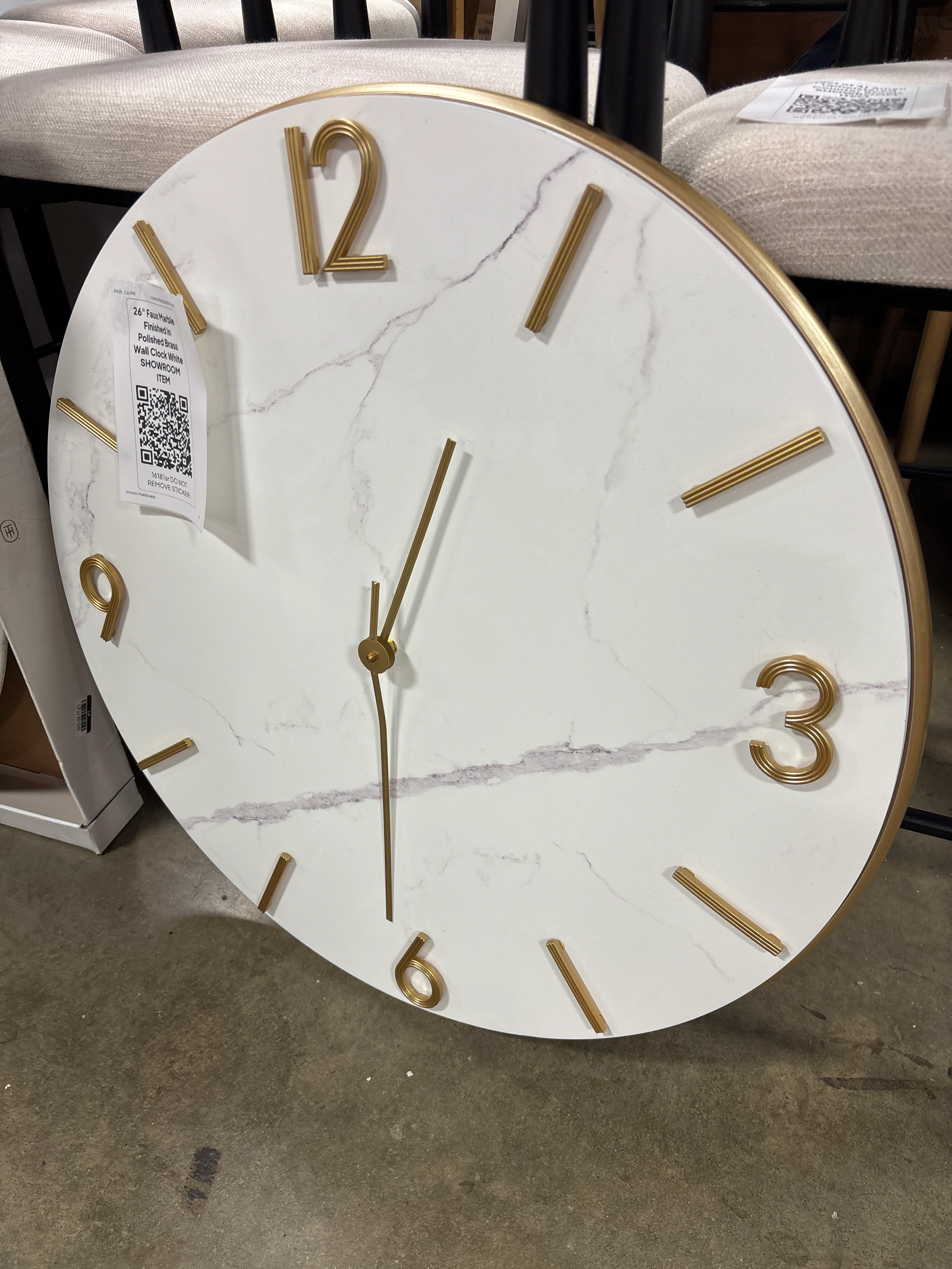 26" Faux Marble Finished in Polished Brass Wall Clock White SHOWROOM ITEM - Image 2
