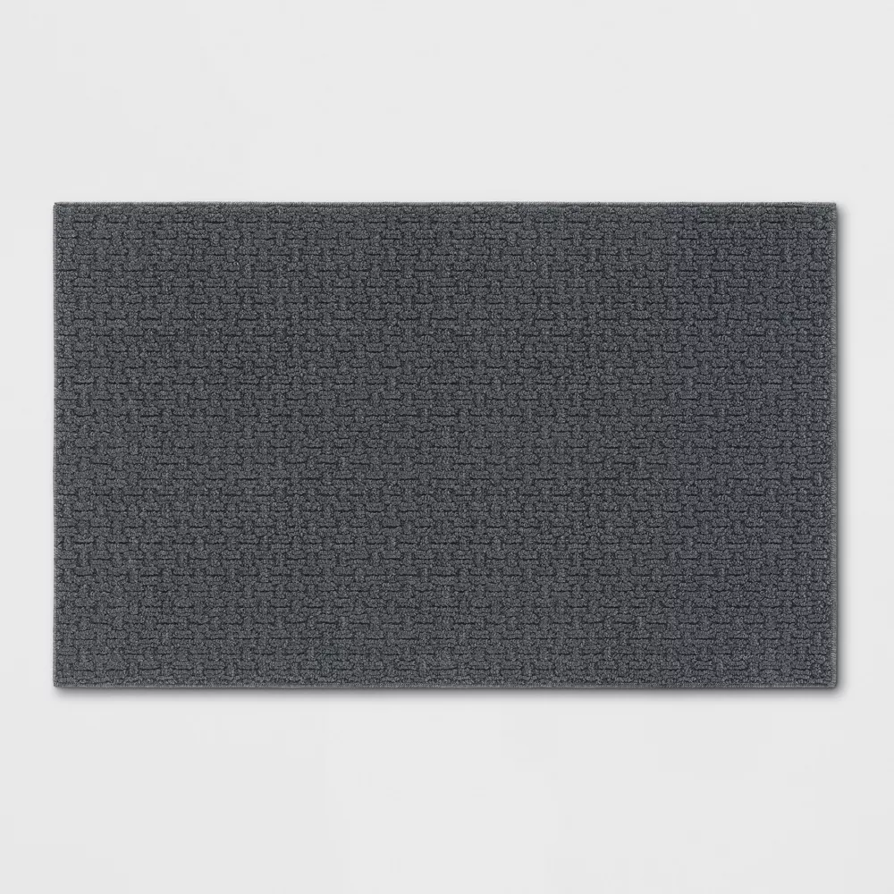 Washable Solid Machine Tufted Accent Rug Gray 2'6"x3'10"