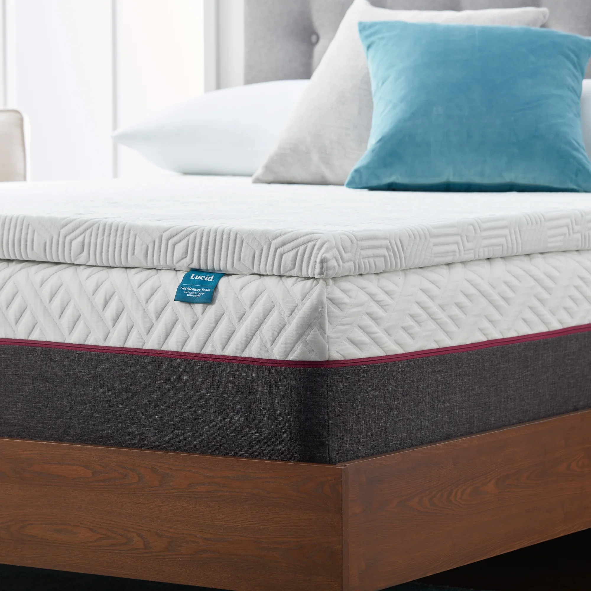 Gel Memory Foam Mattress Topper, King - Image 2