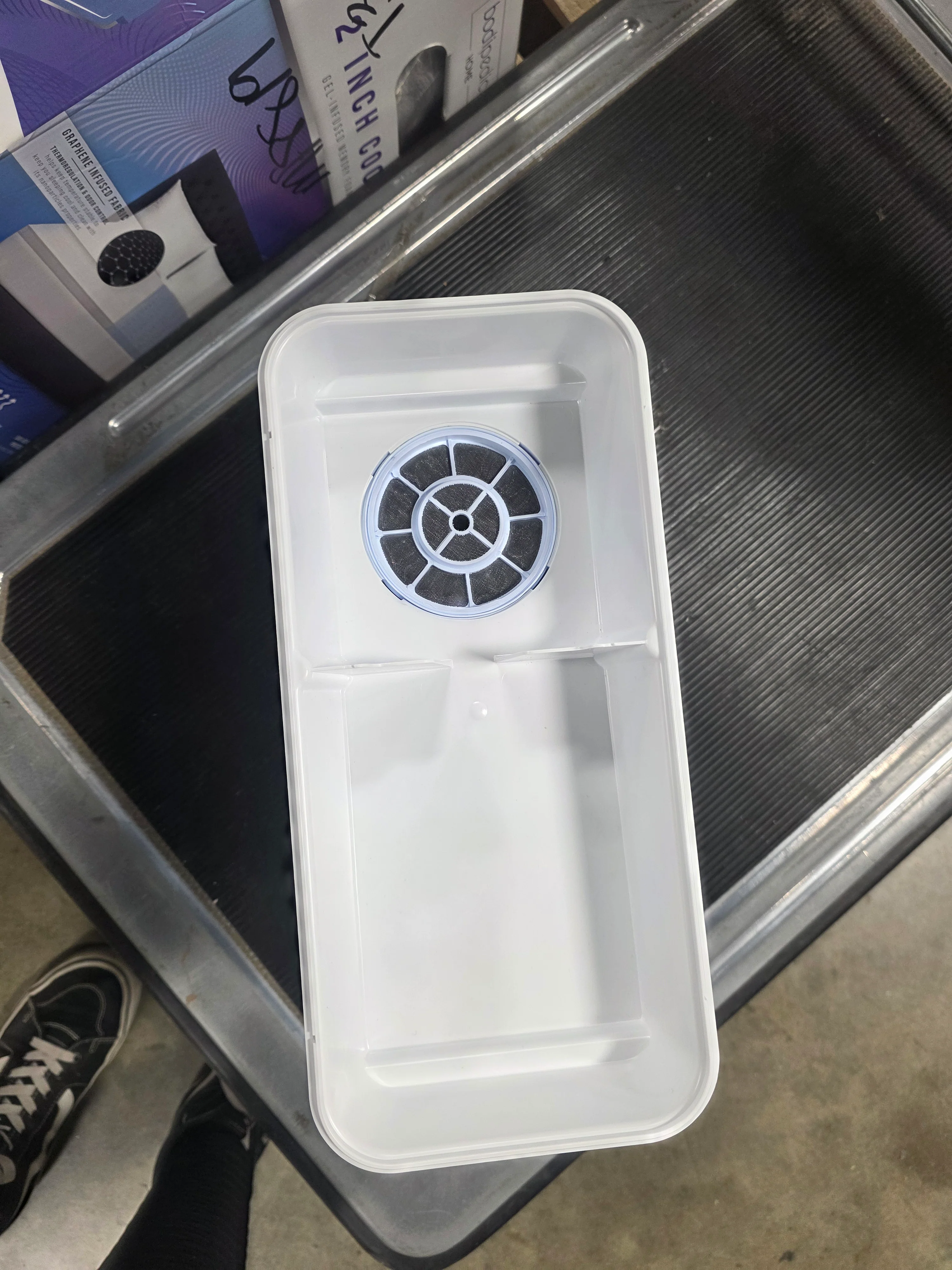 32 Cup Ready Read Water Filtration Dispenser - Image 3