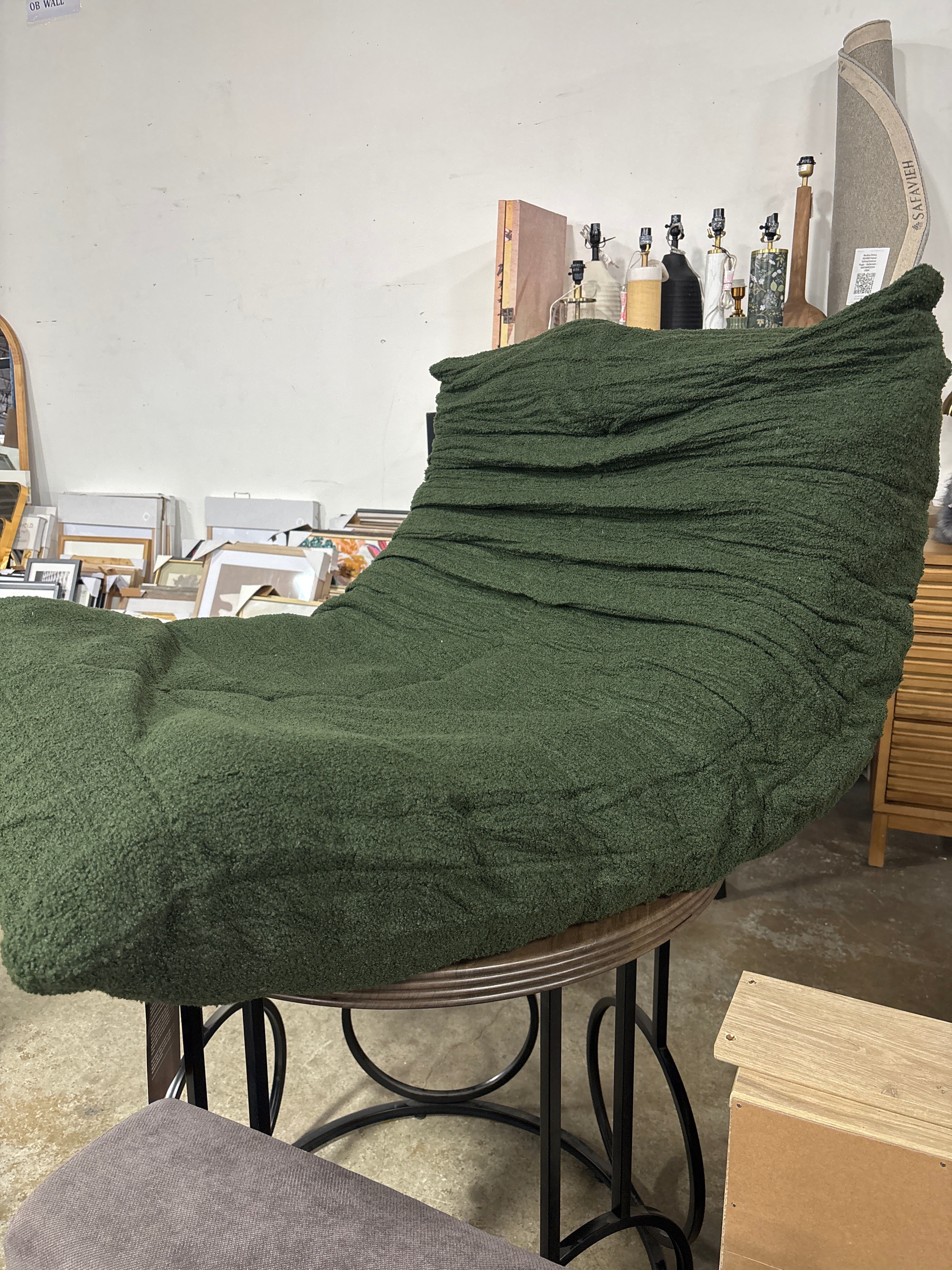 38" W Bean Bag Chair Sofa Green SHOWROOM ITEM - Image 5