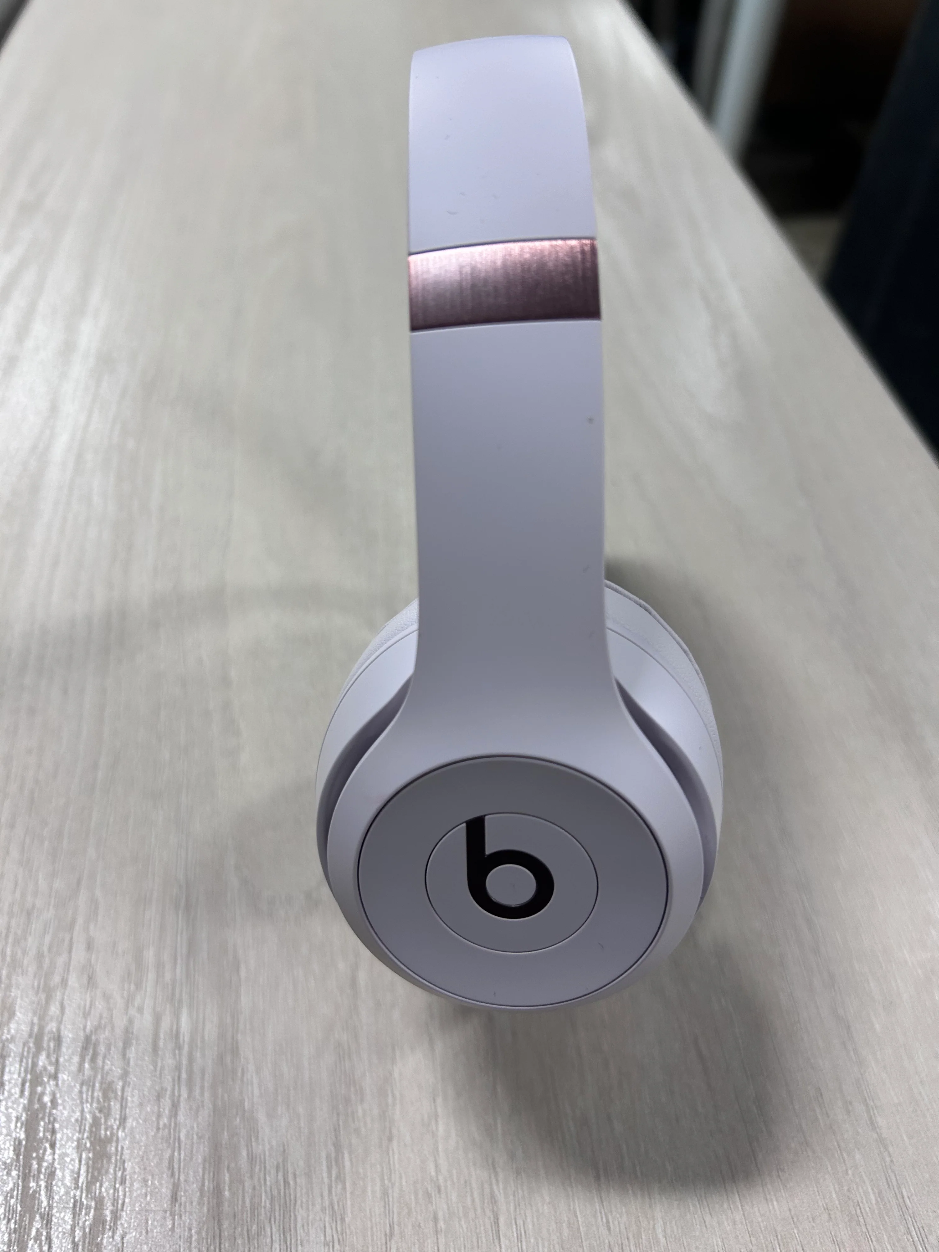 Solo 4 Bluetooth Wireless On-Ear Headphones - Cloud Pink - Image 8