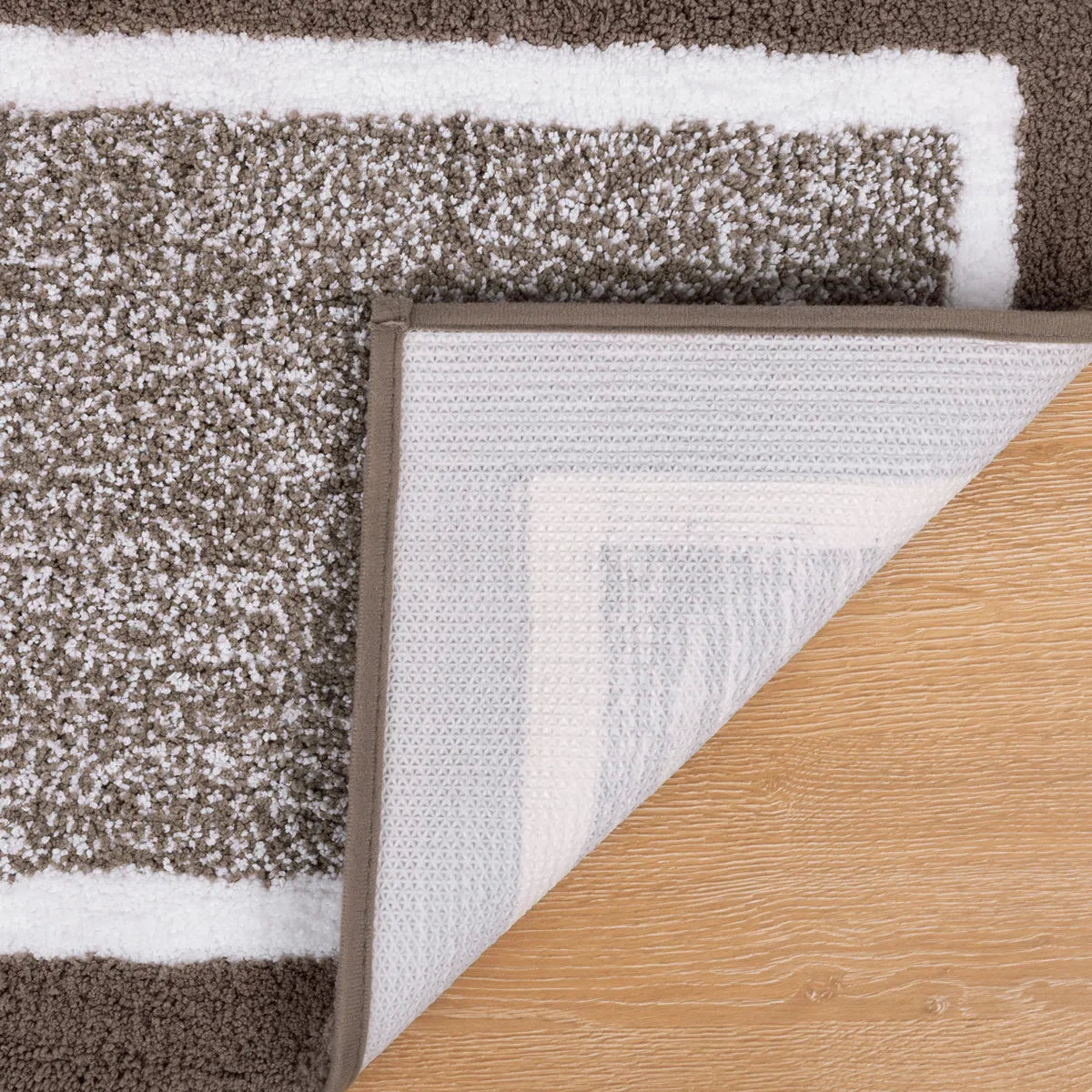 4 Piece Soft Absorbent Microfiber Bath Rug Set with Non-Slip Backing - Image 4