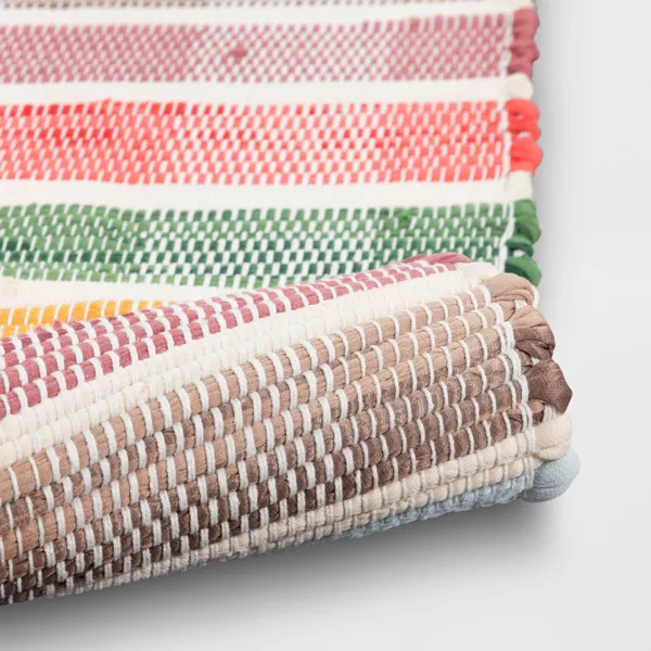 4'x5'6" Check Striped Chindi Handwoven Area Rug - Image 2