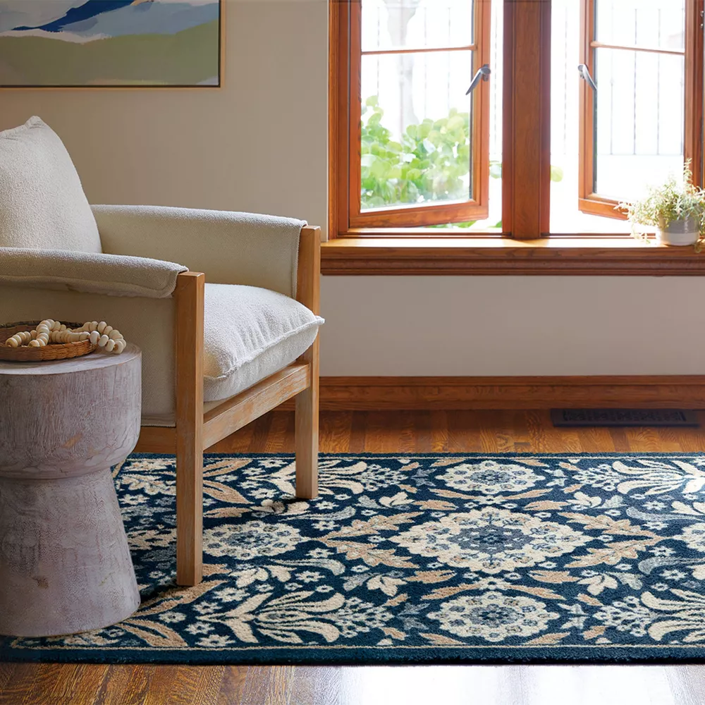 Persian Area Rug Blue 4'x5'6" - Image 4