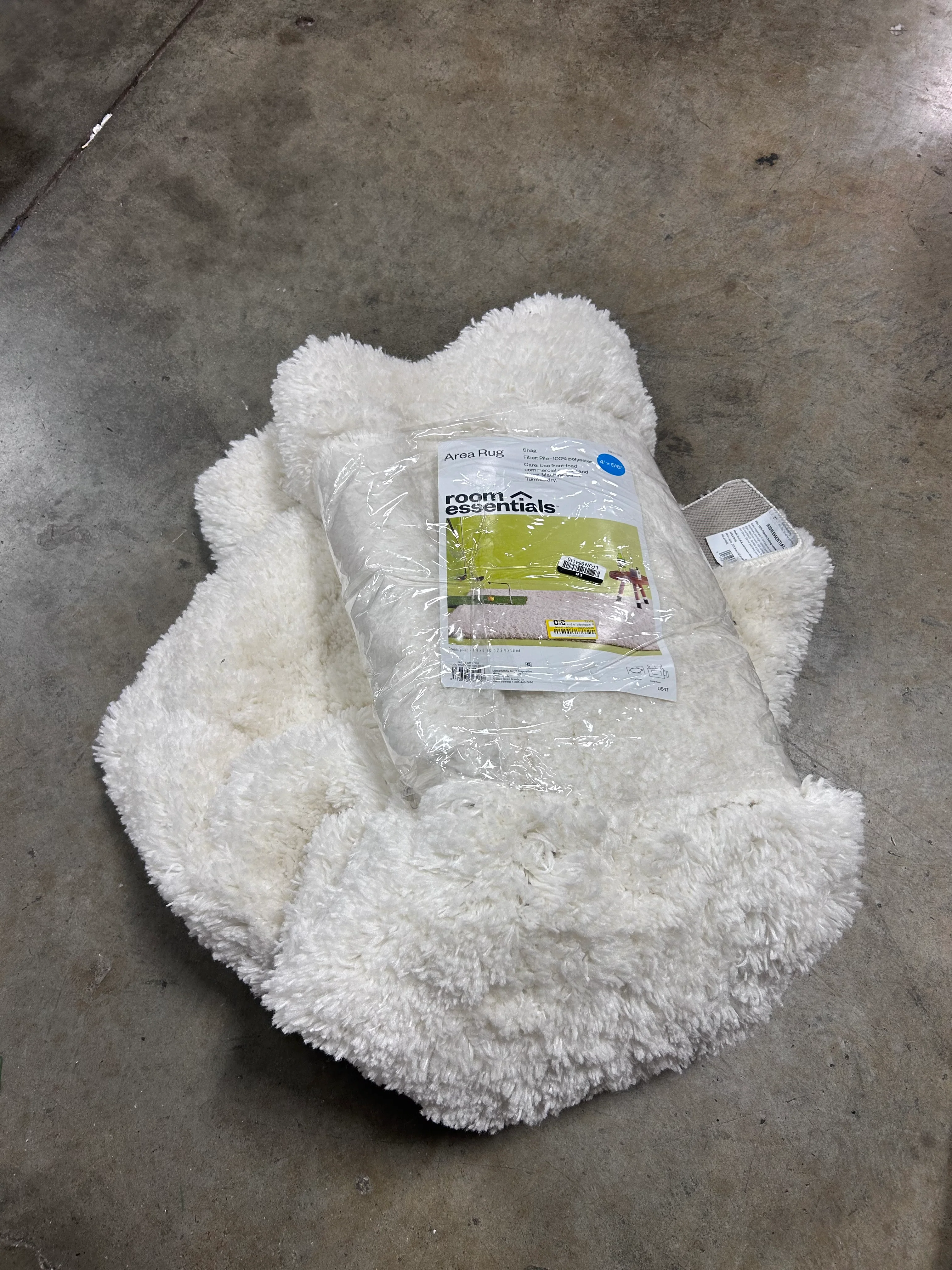 Washable Plush Shag Accent Rug Cream - 4'x5' - Image 4