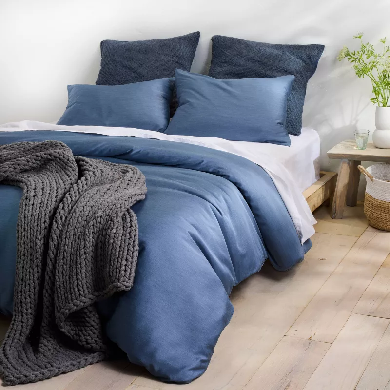 Oversized Solid Bed Throw Dark Gray 50"x70" - Image 4