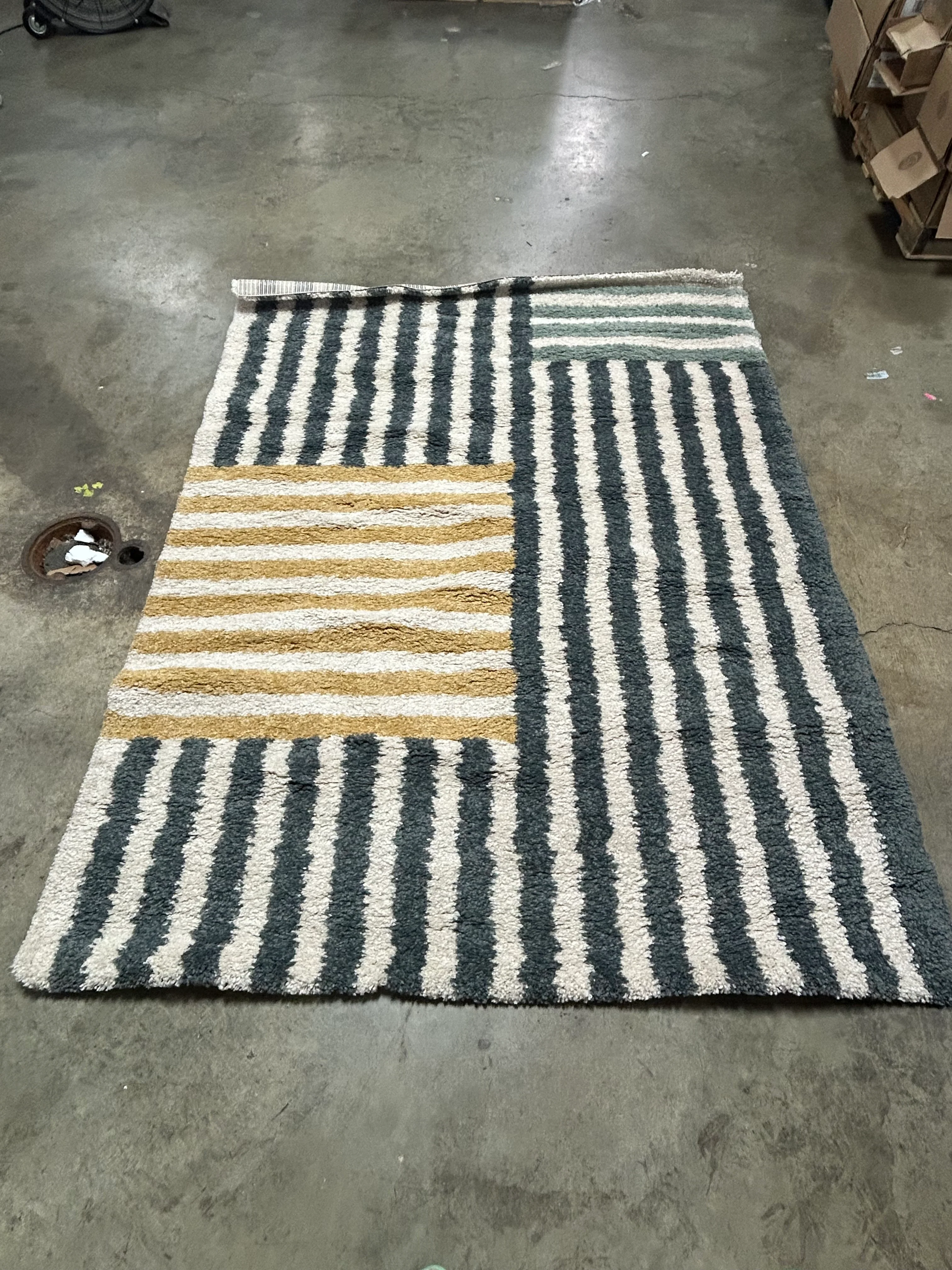 5'3"x7' Raines Striped Plush Teen Rug - Image 6