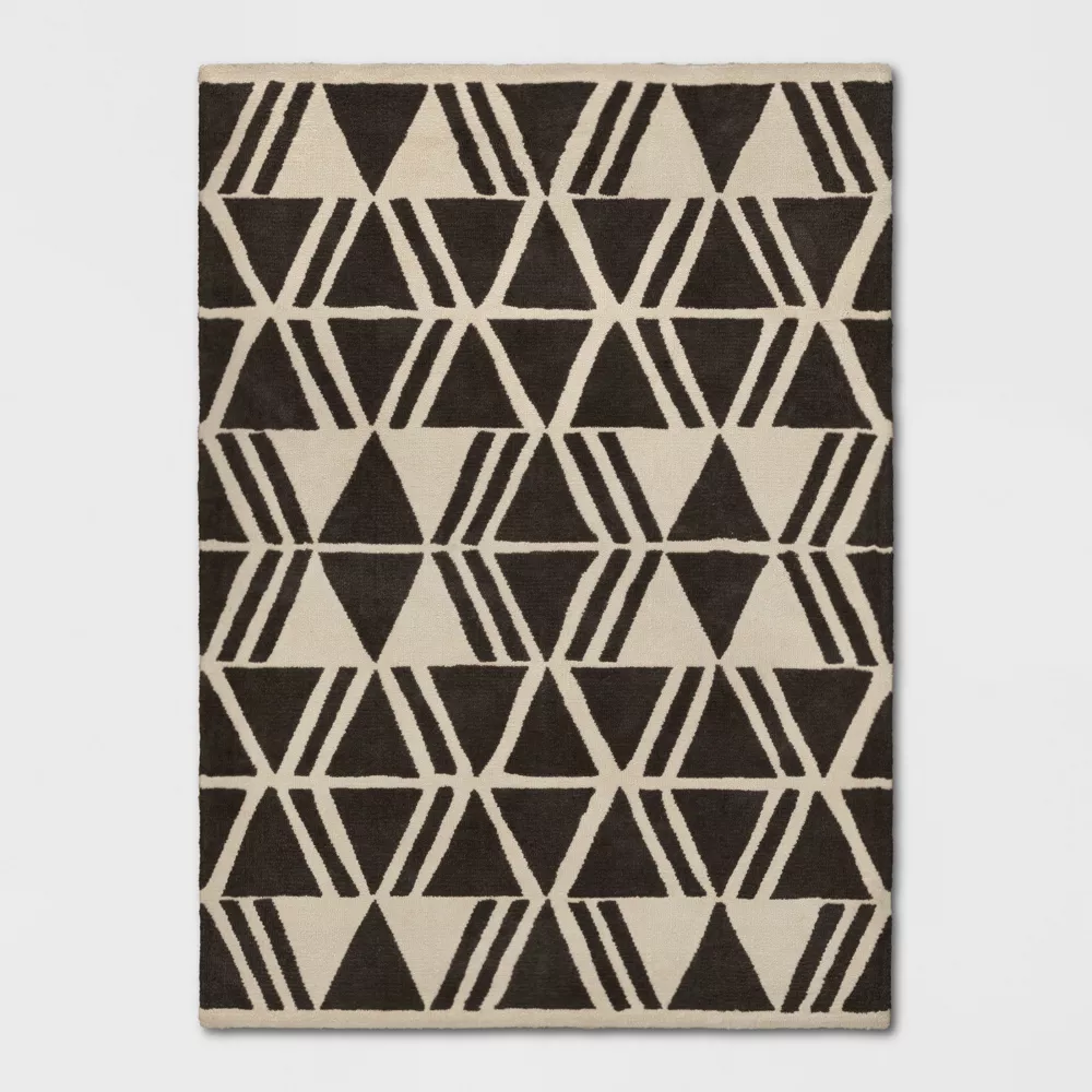 Microplush Geo Knitted Area Rug 5'x7'