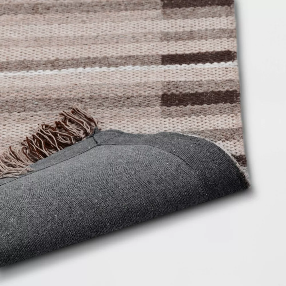 Plaid Rug Brown 5'x7' - Image 3
