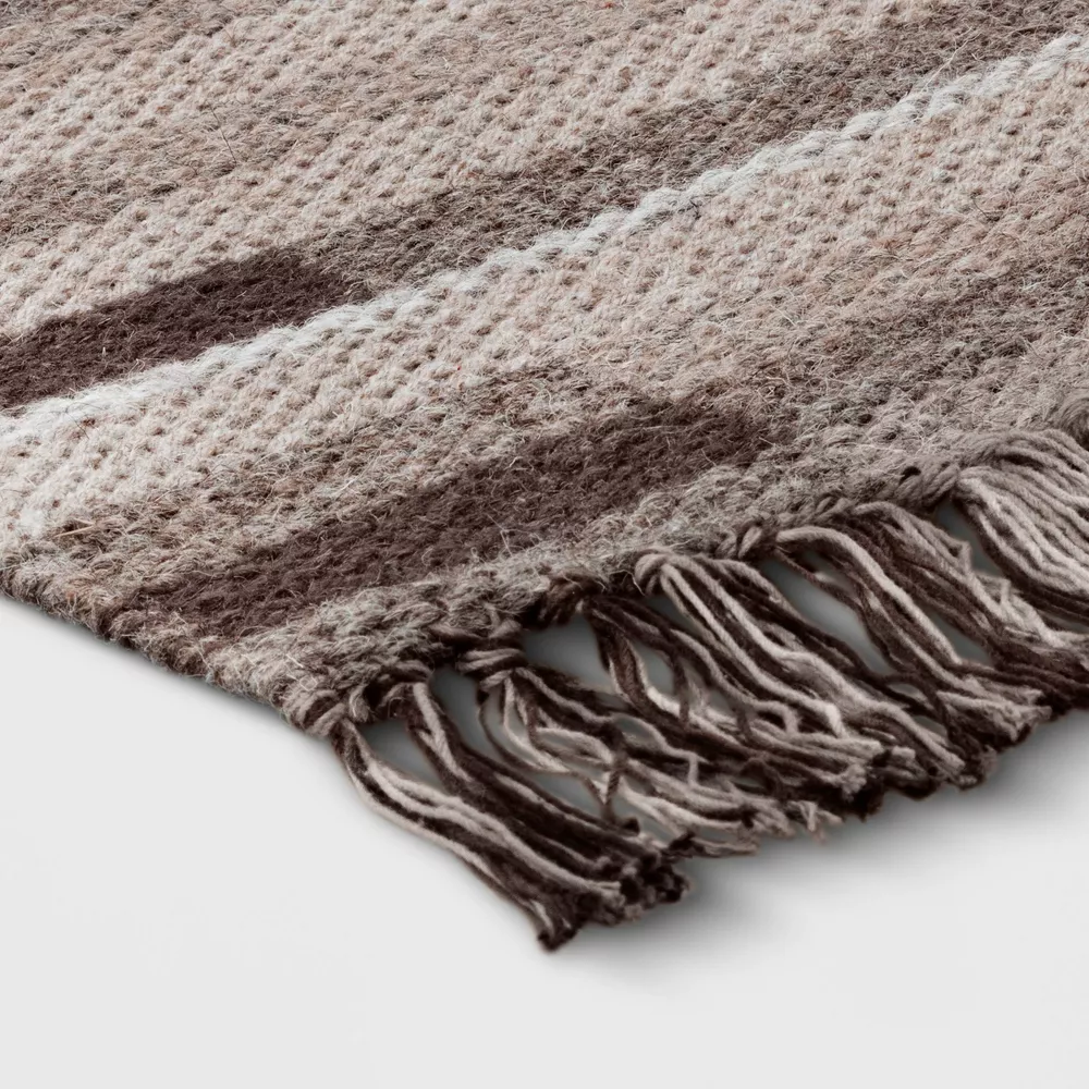 Plaid Rug Brown 5'x7' - Image 4