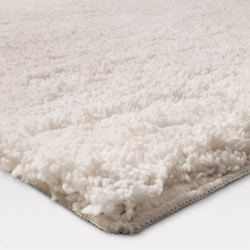 5x7 Plush Shag Rug - Image 3