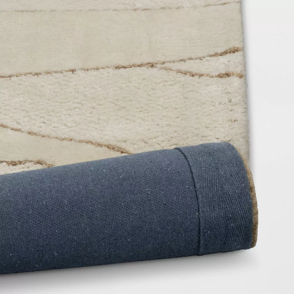 Textured Knitted Area Rug Ivory 5'x7' - Image 2