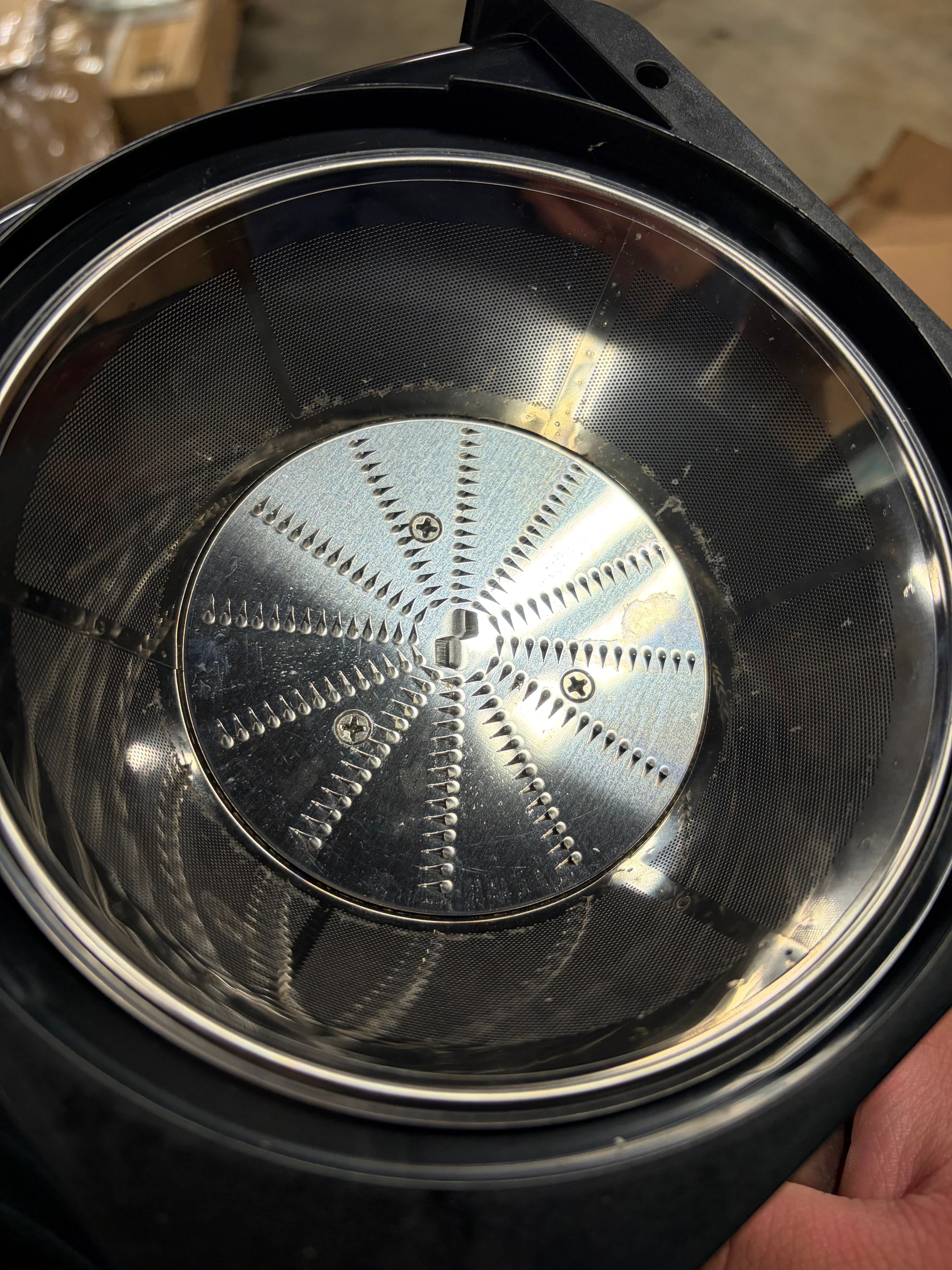 6 Speed Digital Juice Extractor -Extra-Wide Chute Stainless Steel - Image 13