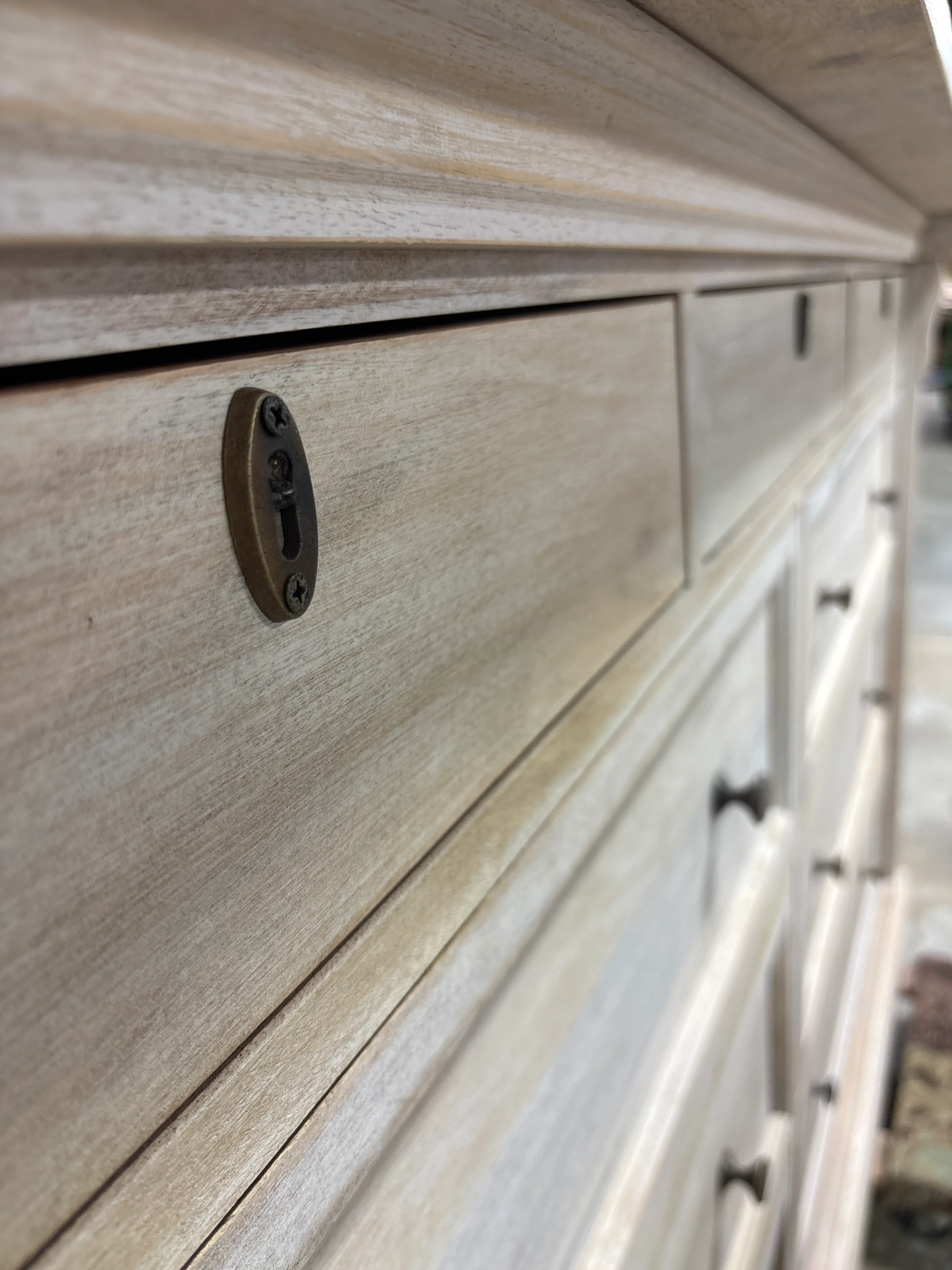 70" Adelaide 9-Drawer Dresser - White Wash SHOWROOM ITEM - Image 7