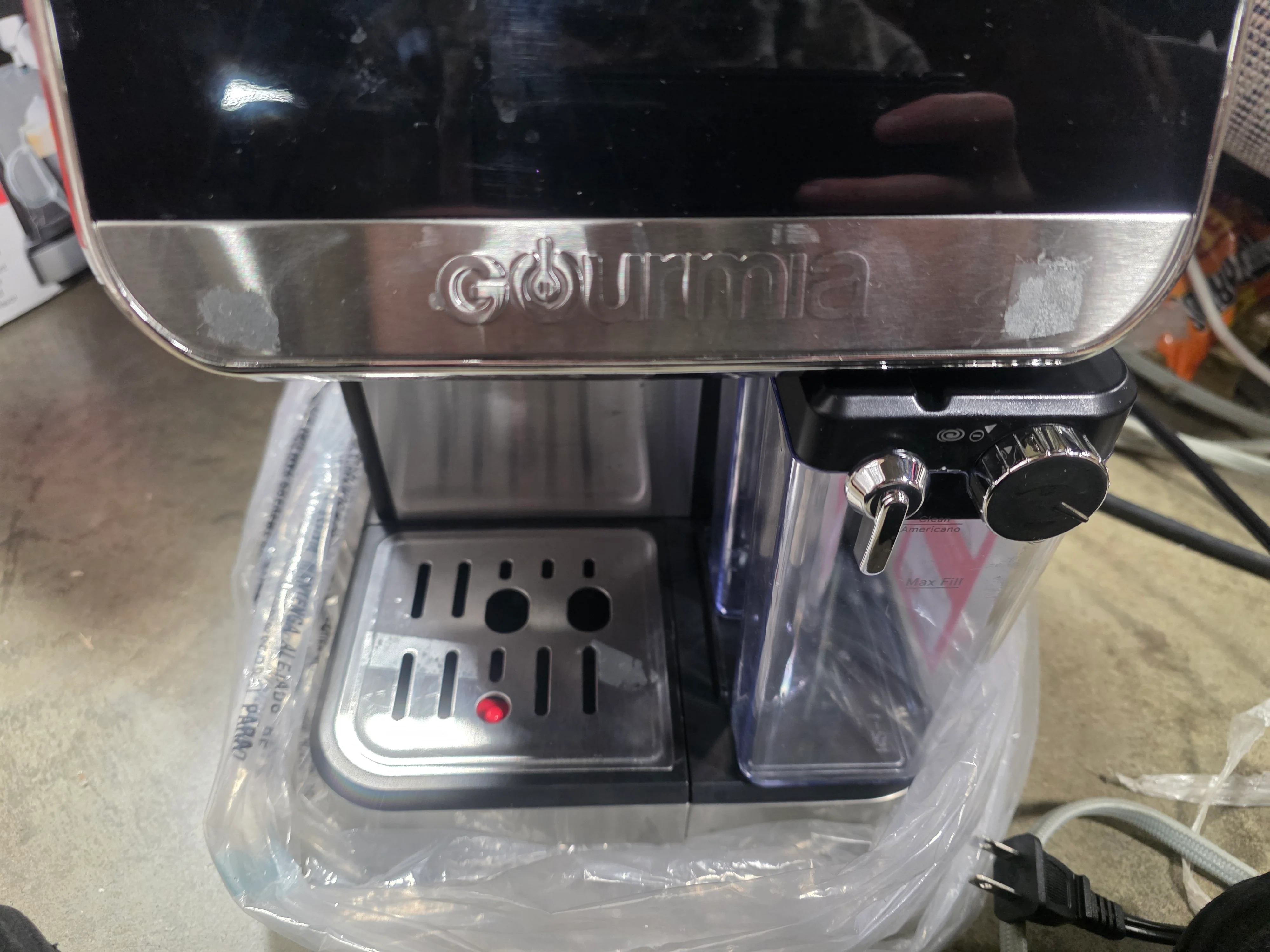 8-In-1 One-Touch Automatic Frothing Coffee Maker - Image 4