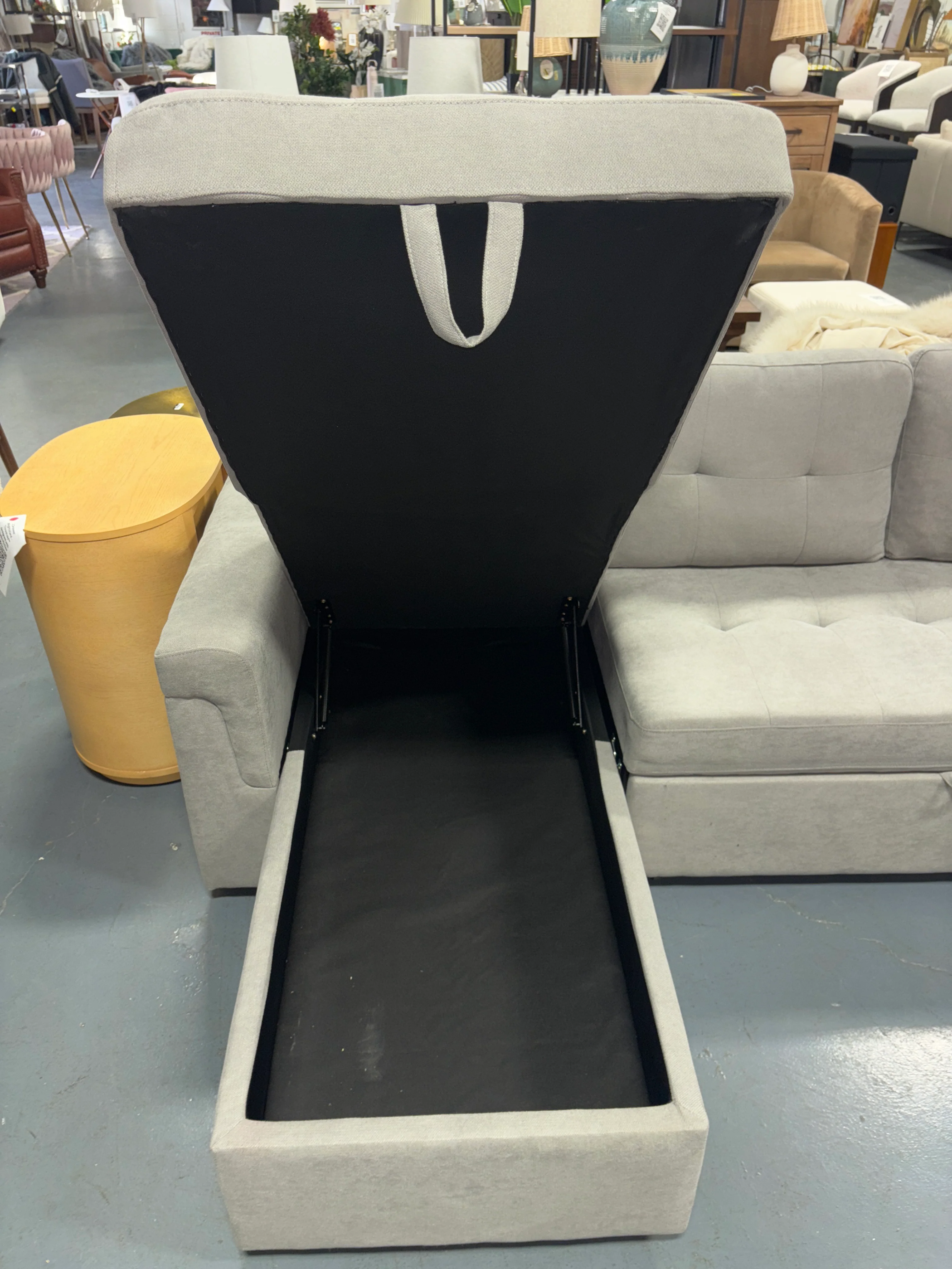 81.5" L-Shaped Sleeper Sectional Sofa - Gray SHOWROOM ITEM - Image 5