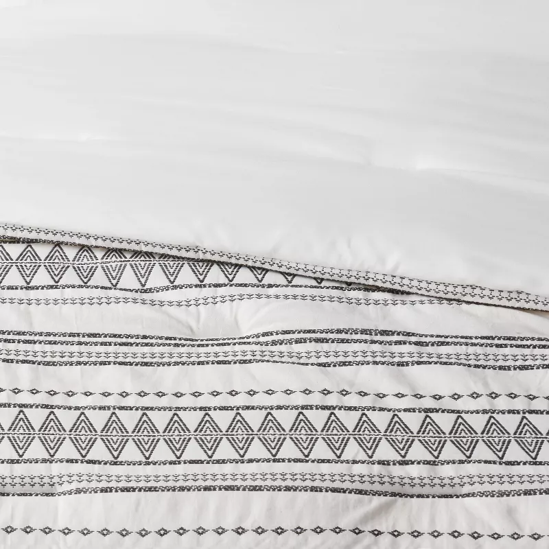 8pc Queen Woven Diamond Striped Comforter and Sheet Set - Image 4