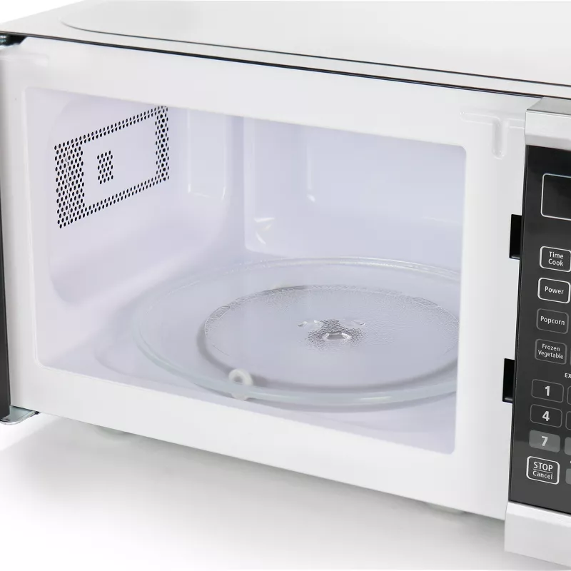 900W Digital Microwave Oven With Turntable in Stainless Steel, - Image 2