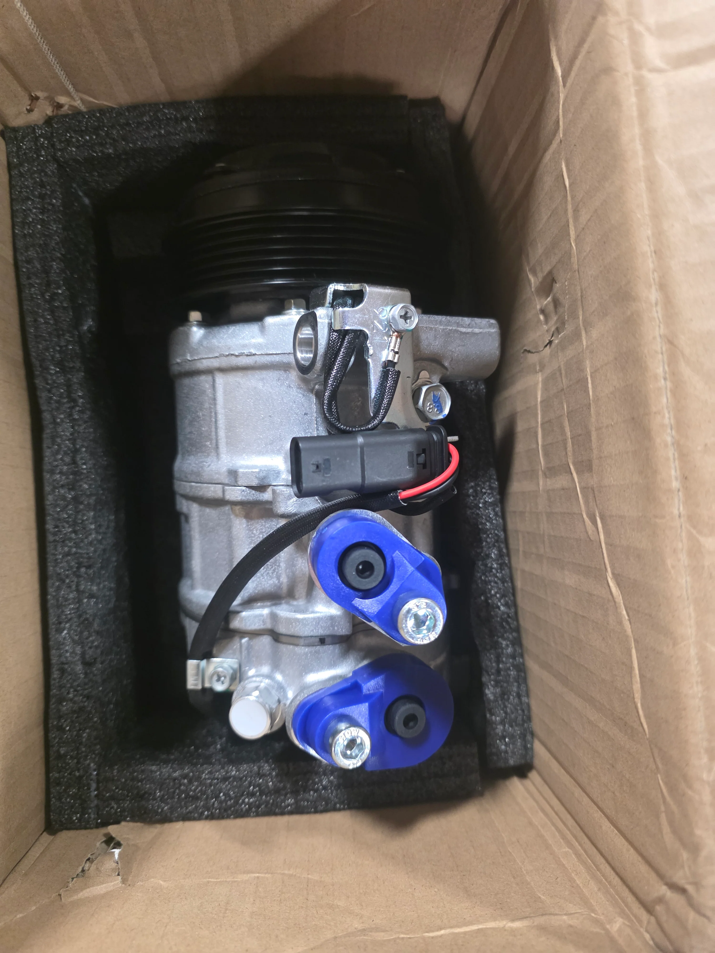 Air Conditioner AC Compressor, - Image 6