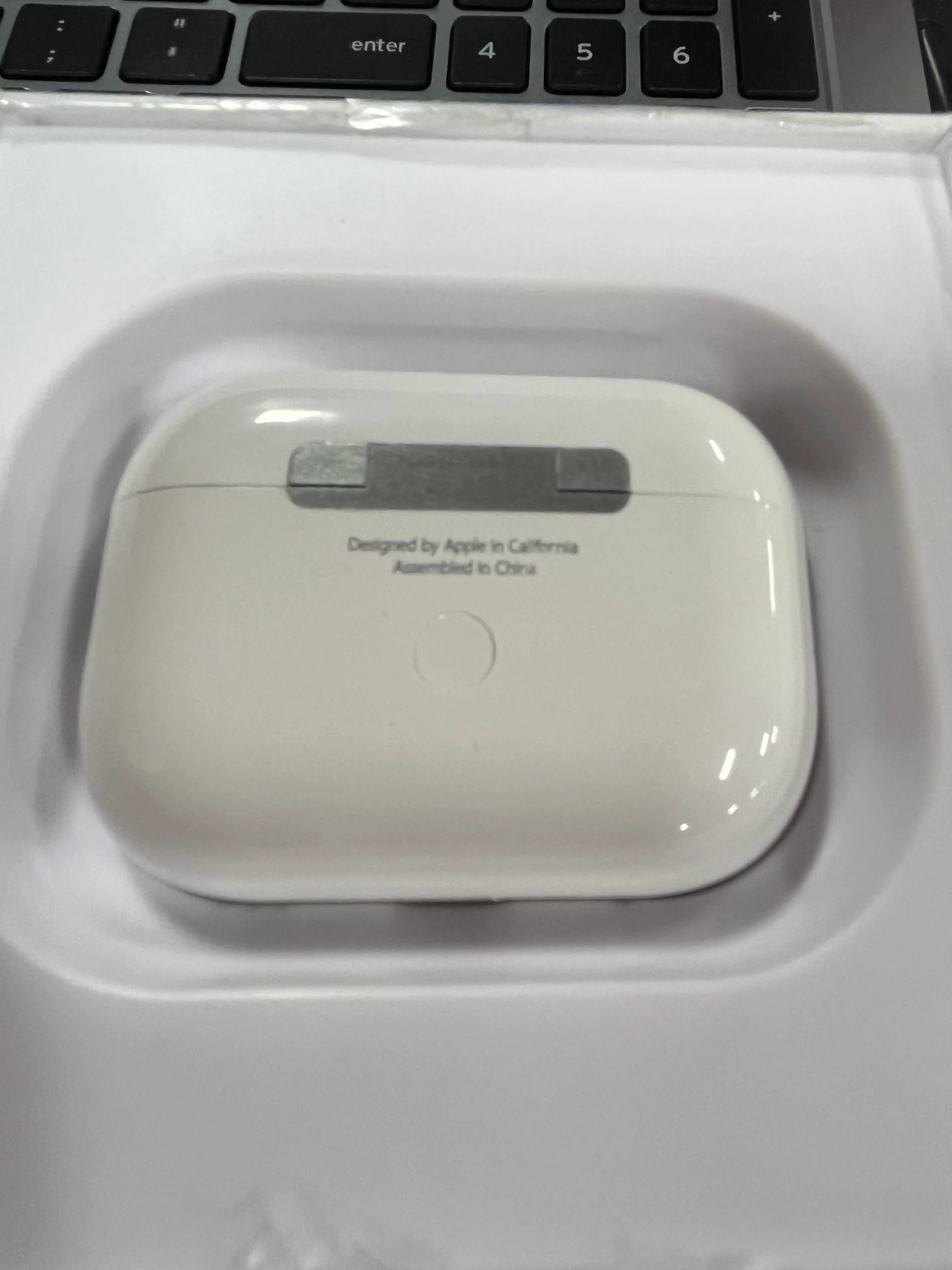 AirPods Pro 2, Wireless Active Noise Cancelling Earbuds - White, - Image 7