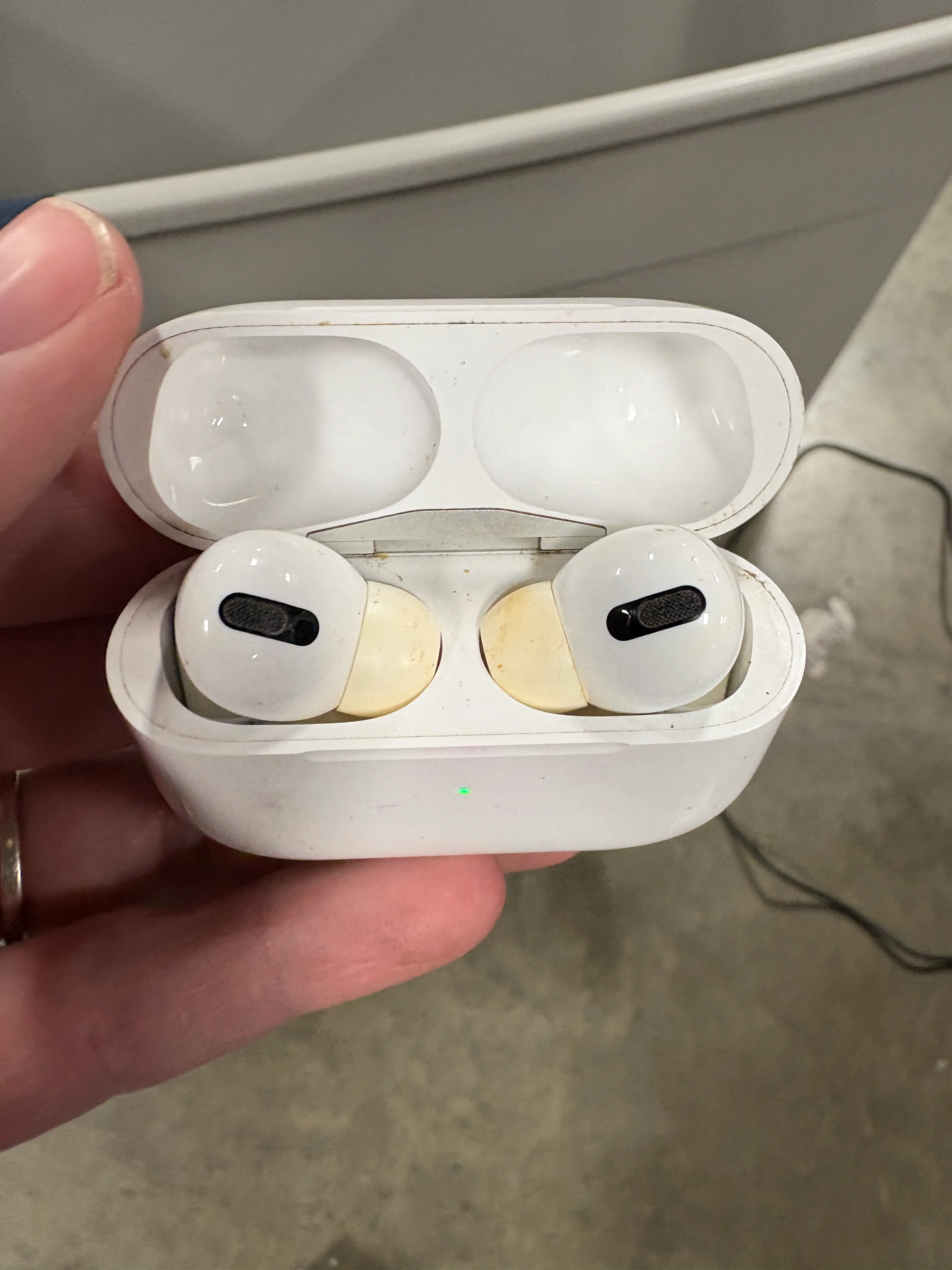 AirPods Pro 3 Wireless Earbuds with Active Noise Cancellation - Image 4