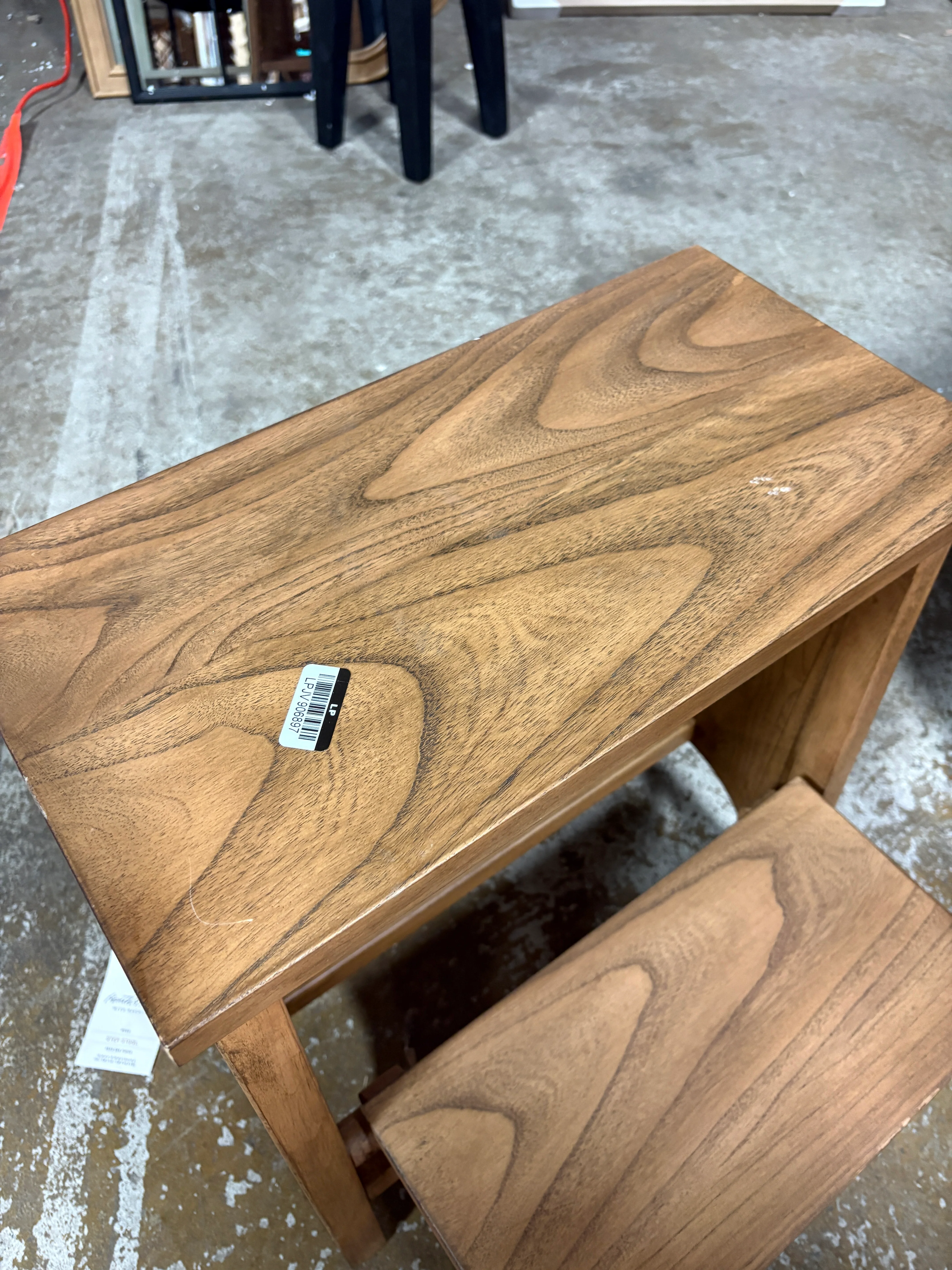 Arch Step Stool Aged Oak SHOWROOM ITEM - Image 4