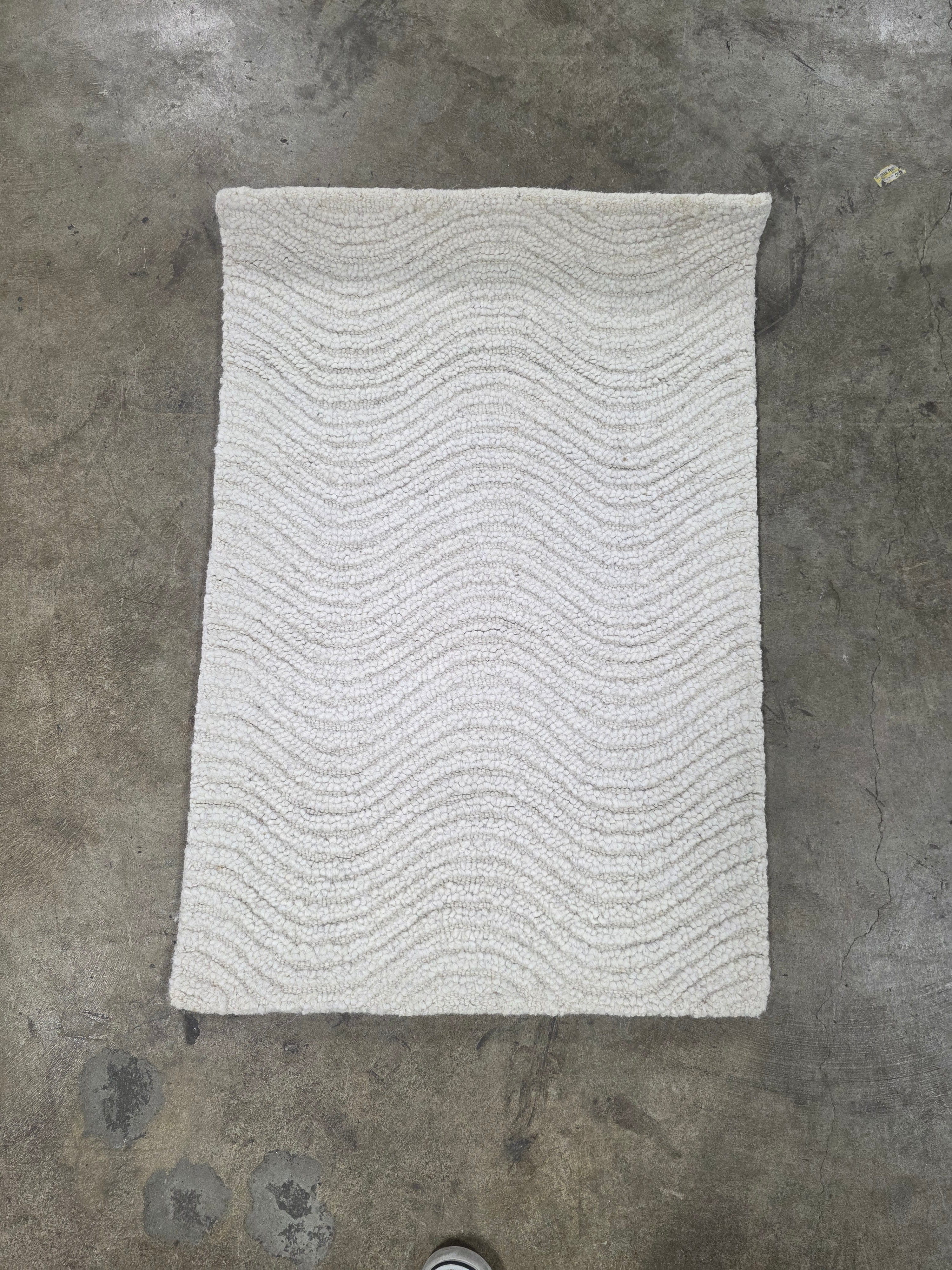 Archer Omorose Geometric Handtufted Rug Ivory 2'x3' - Image 6