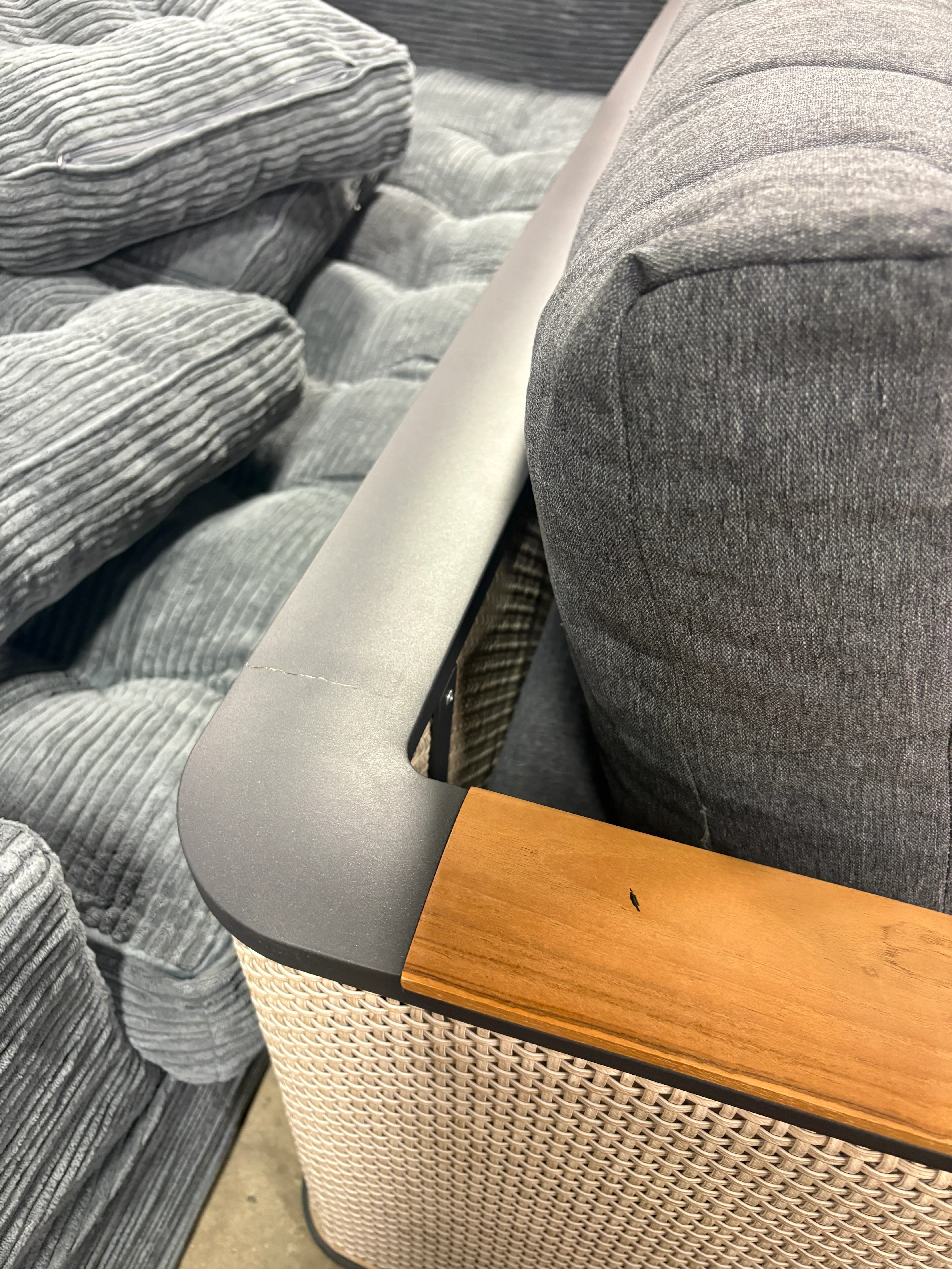 Arvin Outdoor Sofa SHOWROOM ITEM - Image 3