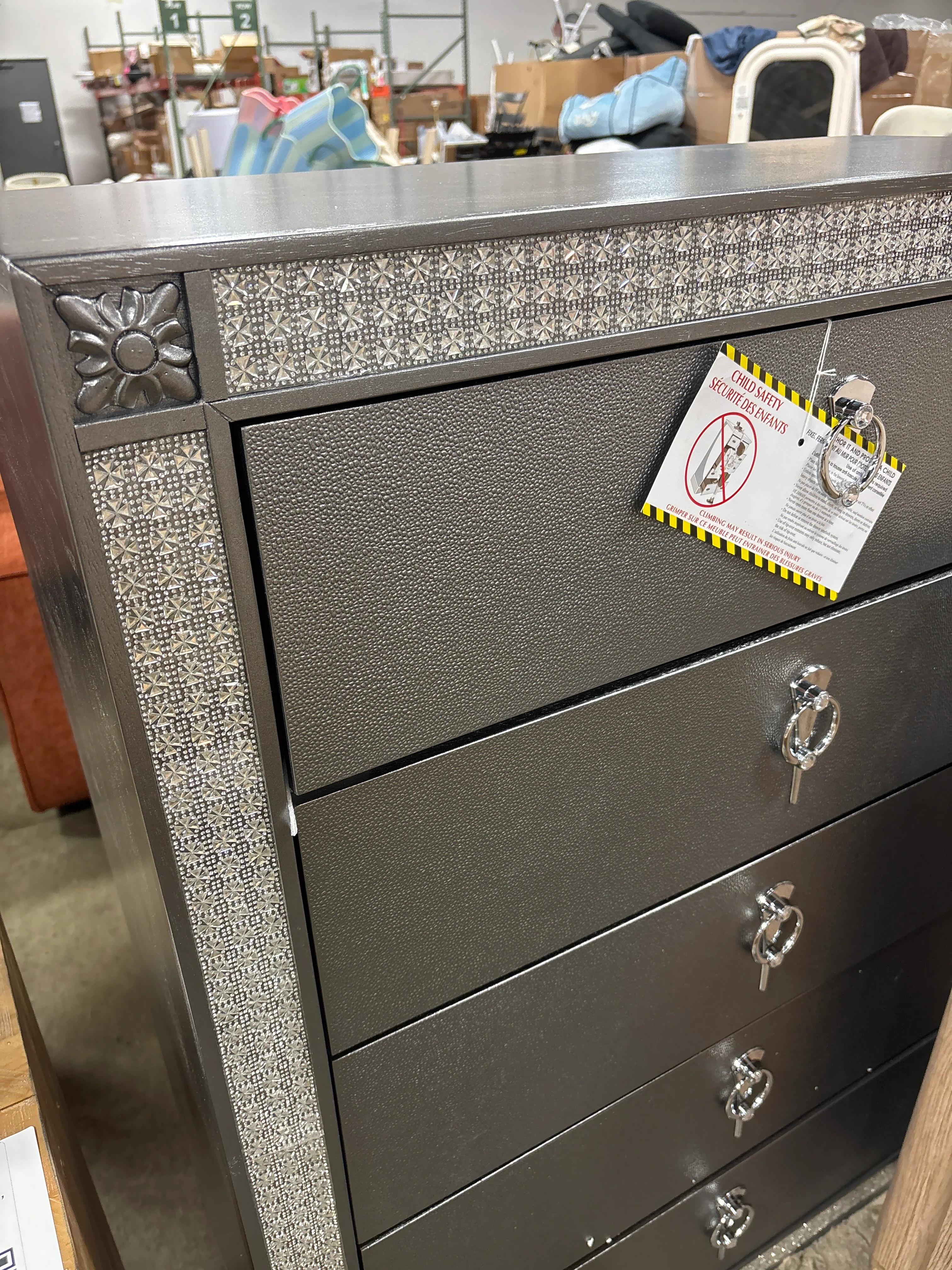 Augenst Gray 5-Drawer 35 in. Chest of Drawers SHOWROOM ITEM - Image 2