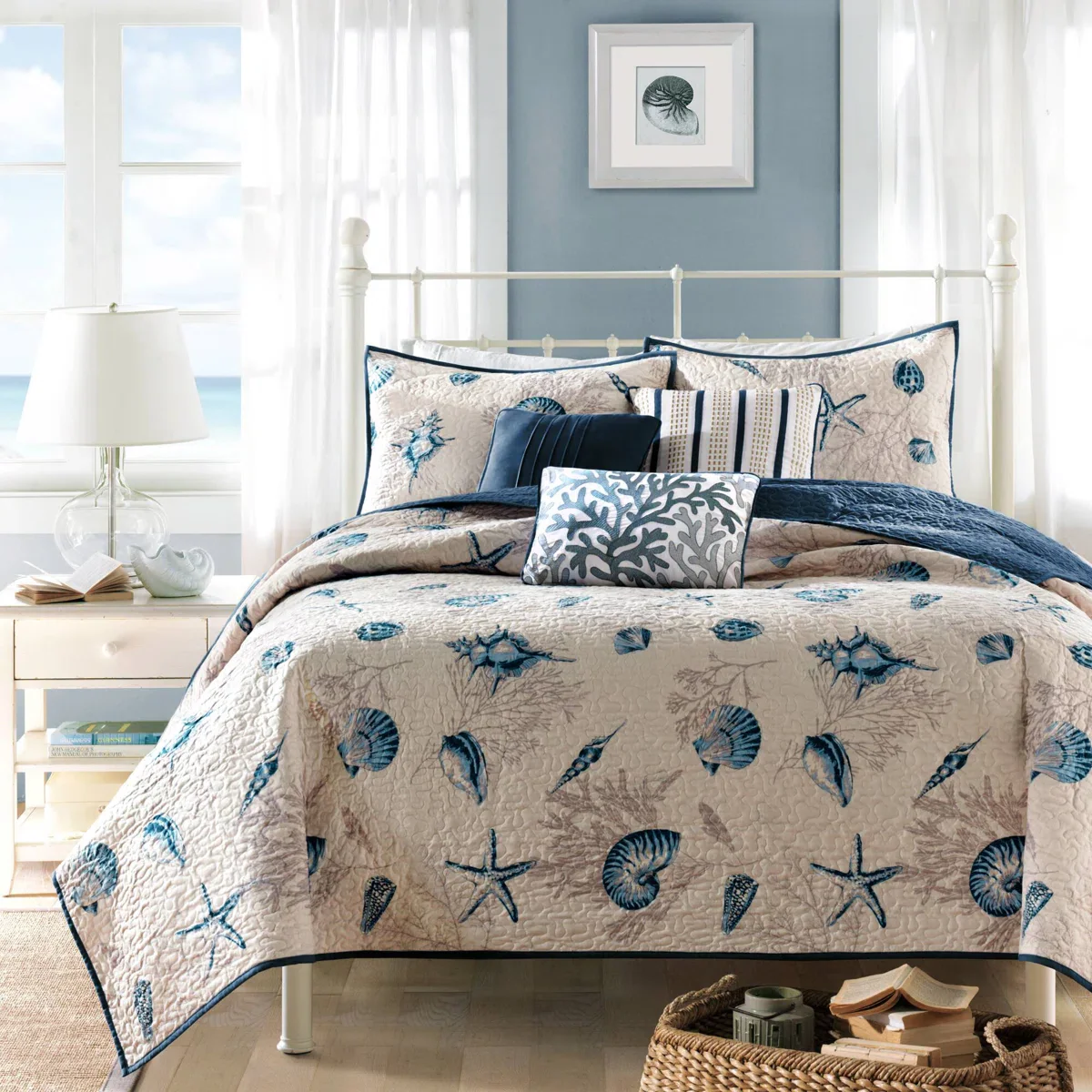 Bayside Quilt Set with Throw Pillows - King