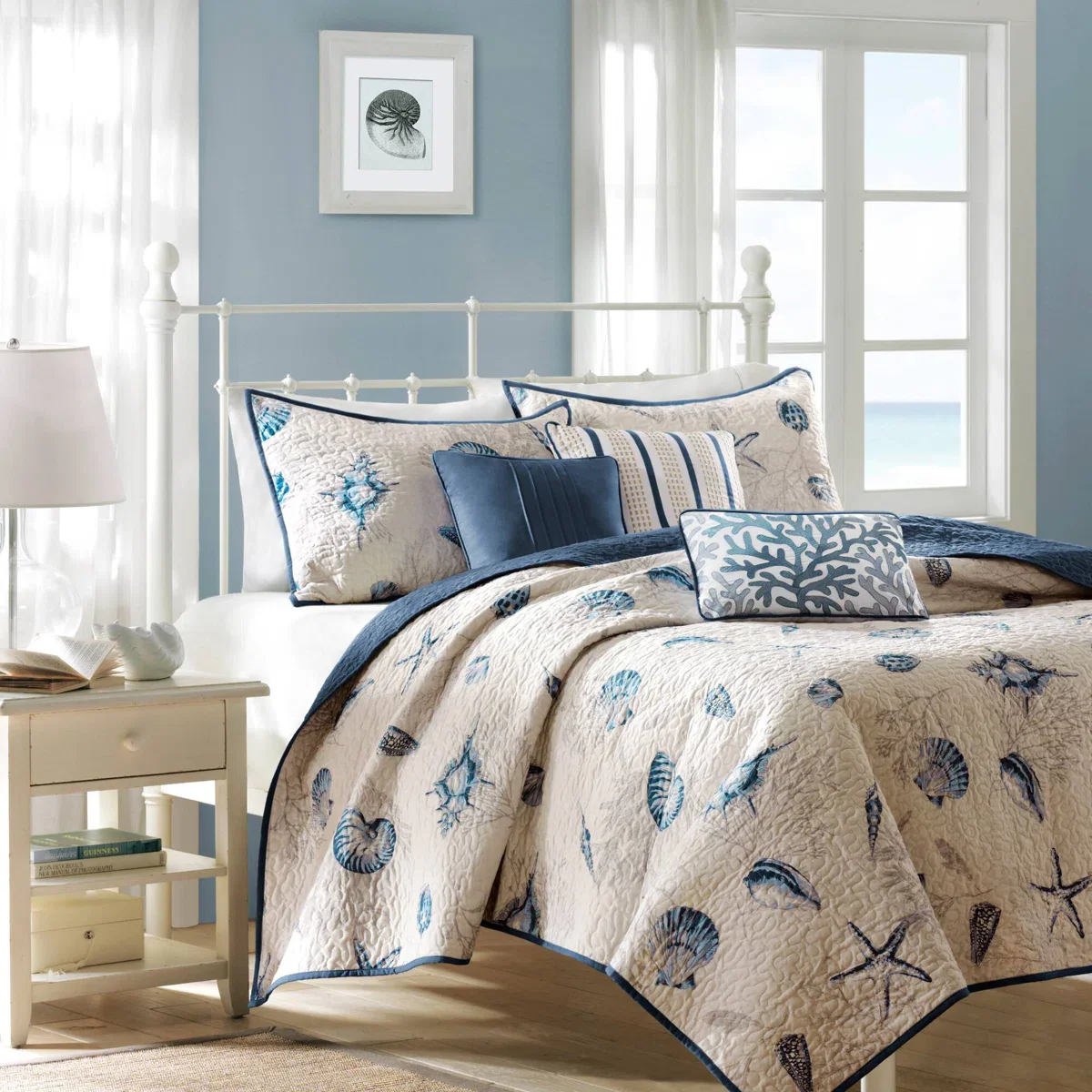 Bayside Quilt Set with Throw Pillows - King - Image 4