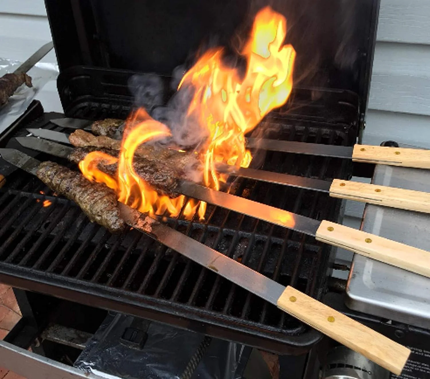 BBQ Skewers Stainless Steel Flat Metal Skewers with Wooden Handles - Image 4